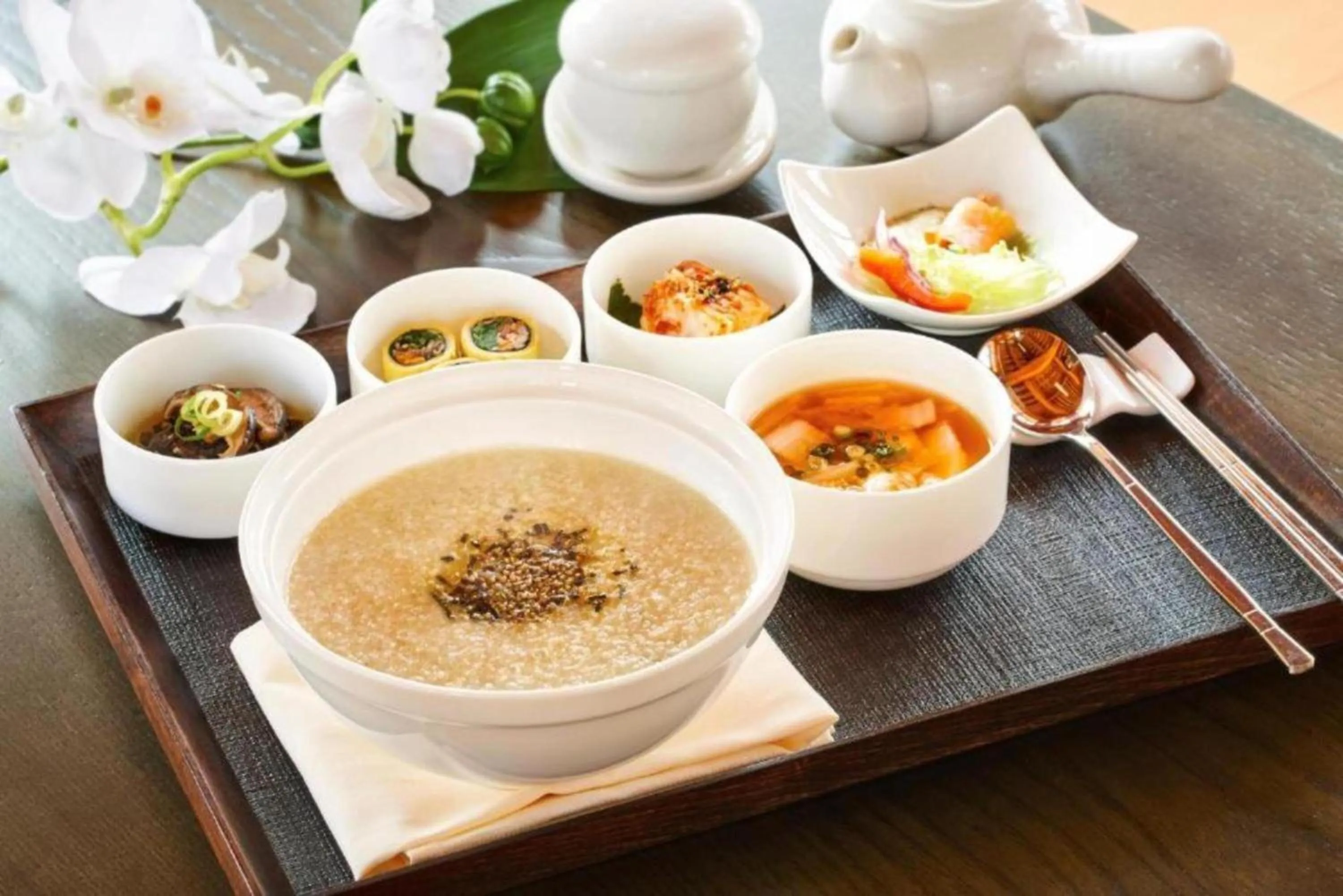 Breakfast in Hanok Stay Namwonyechon by Kensington