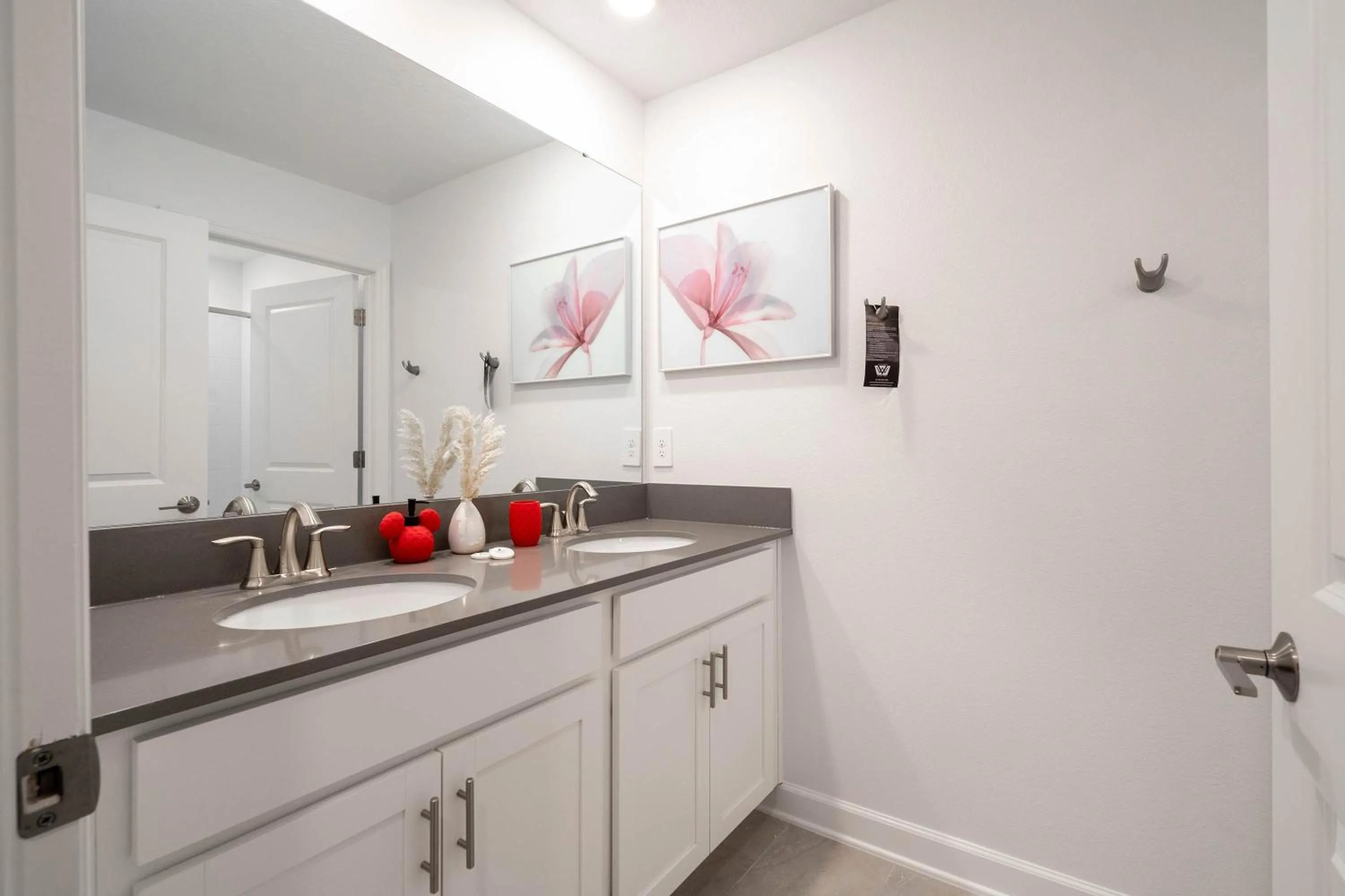 WonderFull 4Bd with Pool at Champions Gate 1174