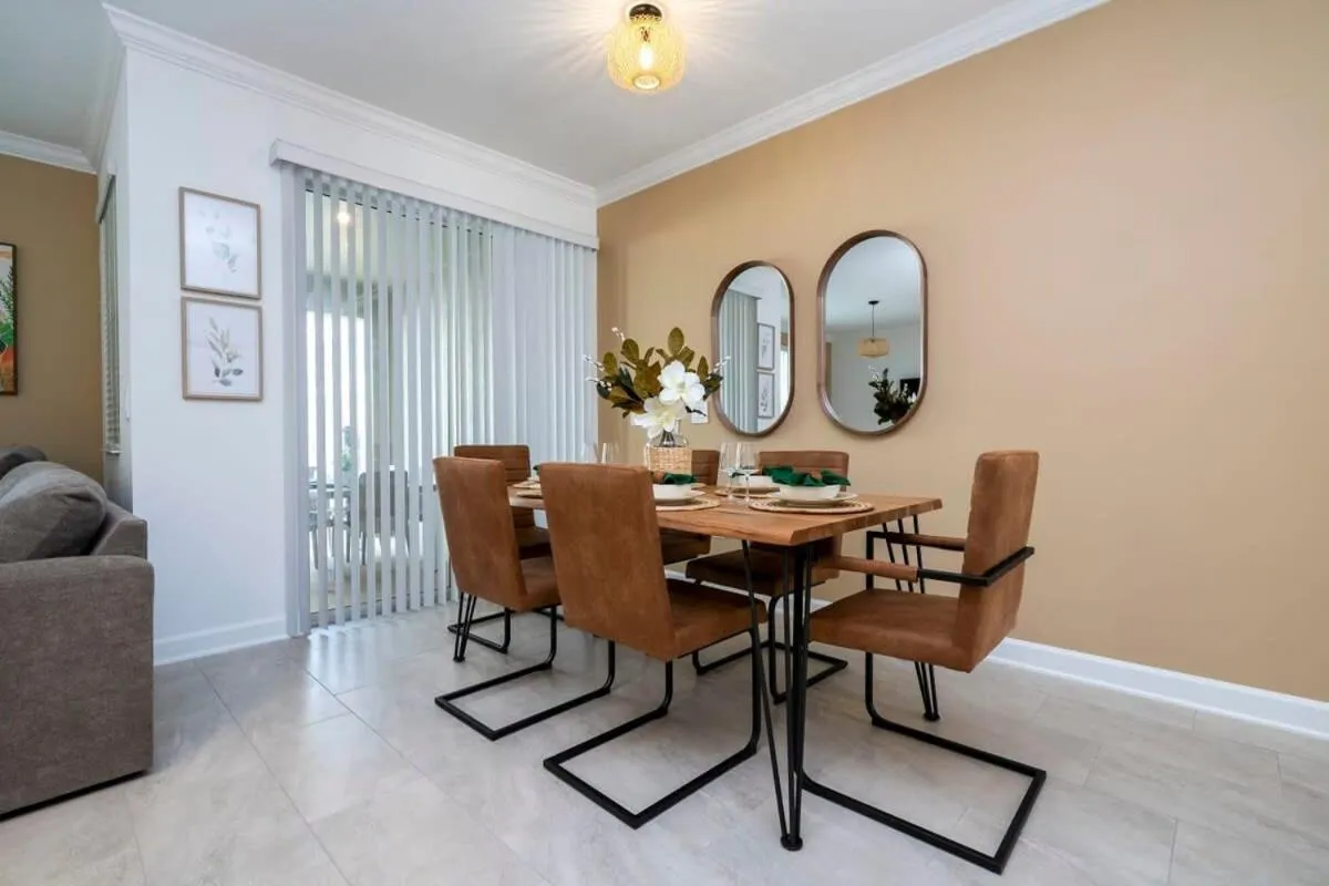 WonderFull 4Bd with Pool at Champions Gate 1174