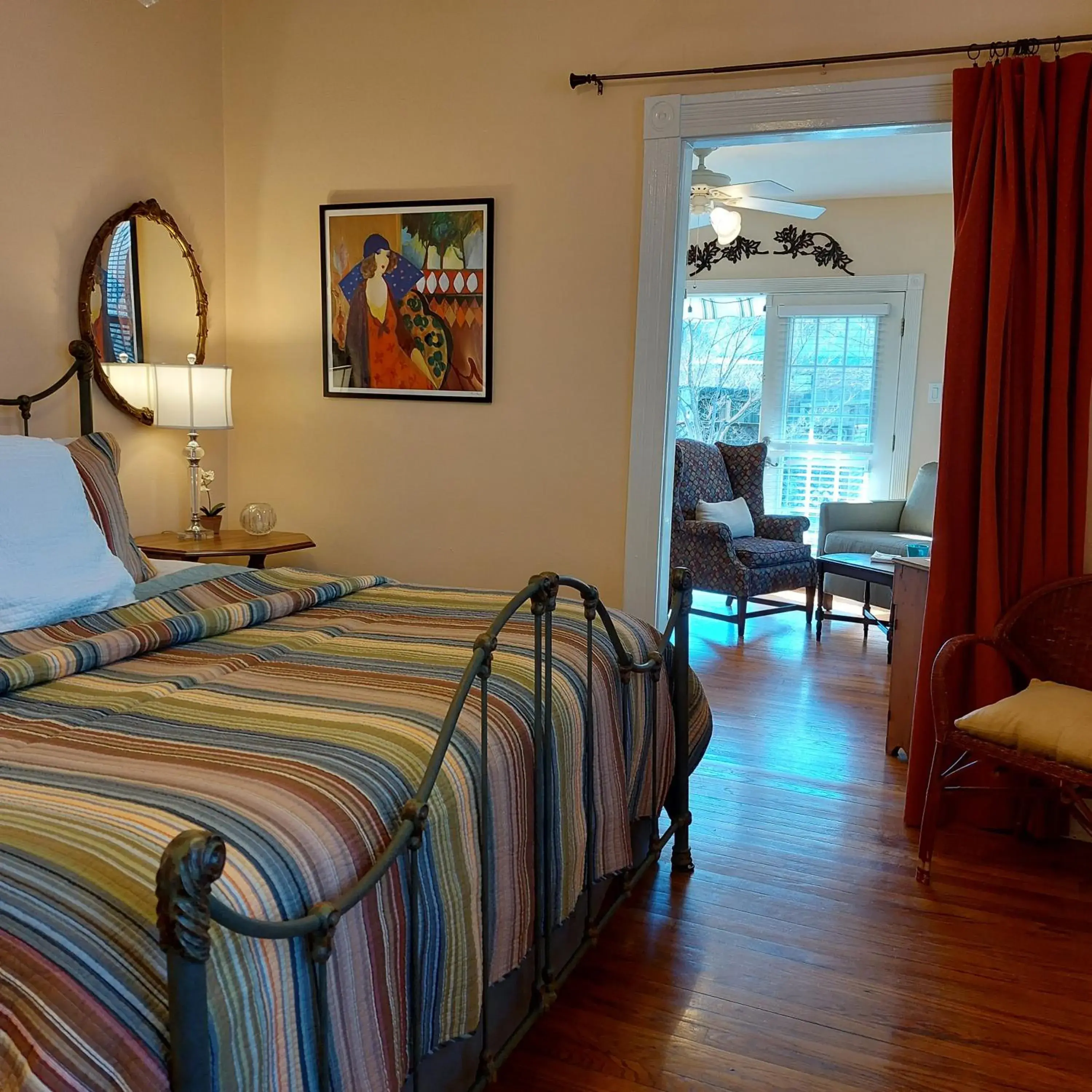 Cottage with Garden View in Urban Cottages Cottage with Garden View in Urban Cottages