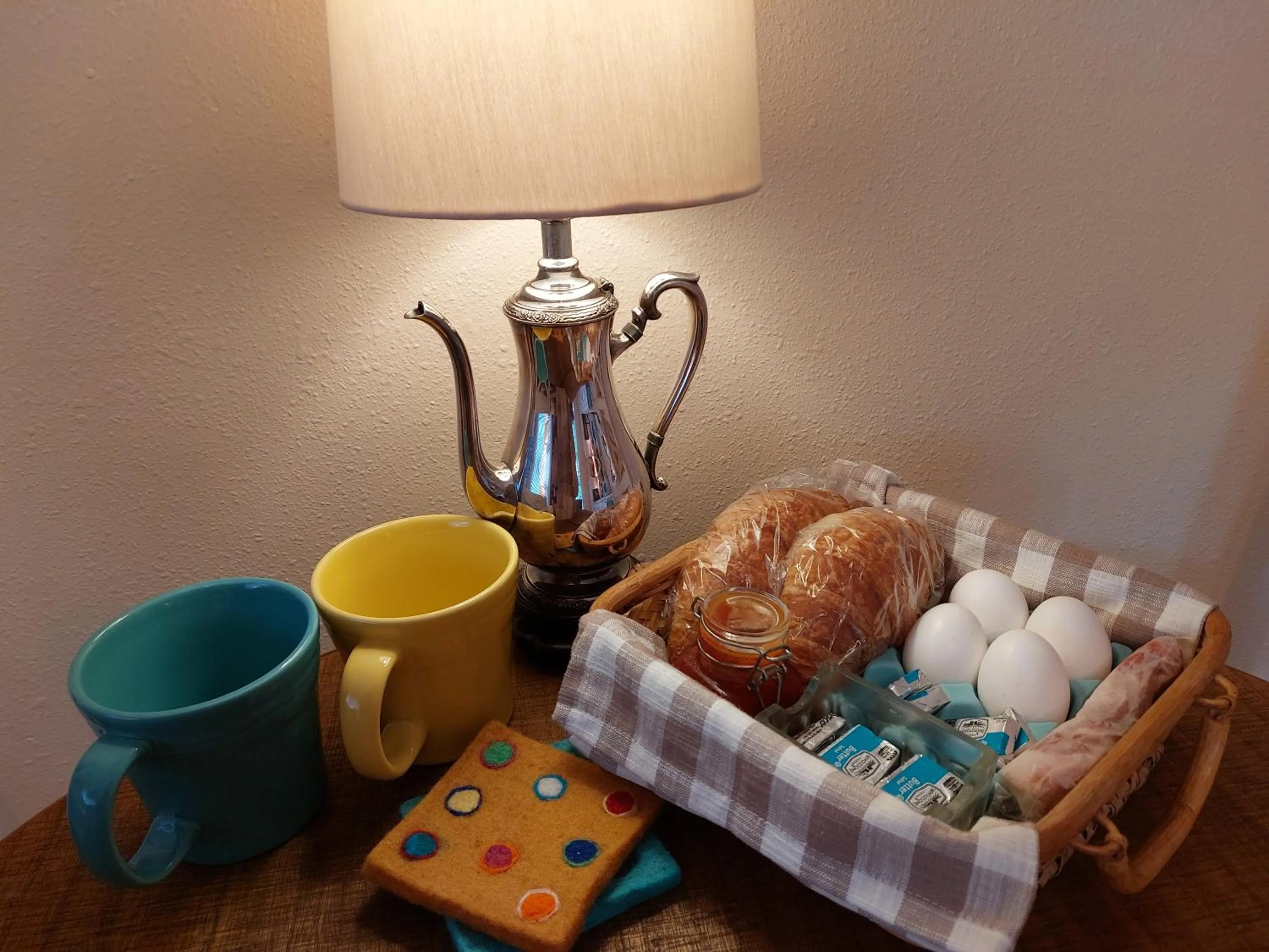 Breakfast in Urban Cottages