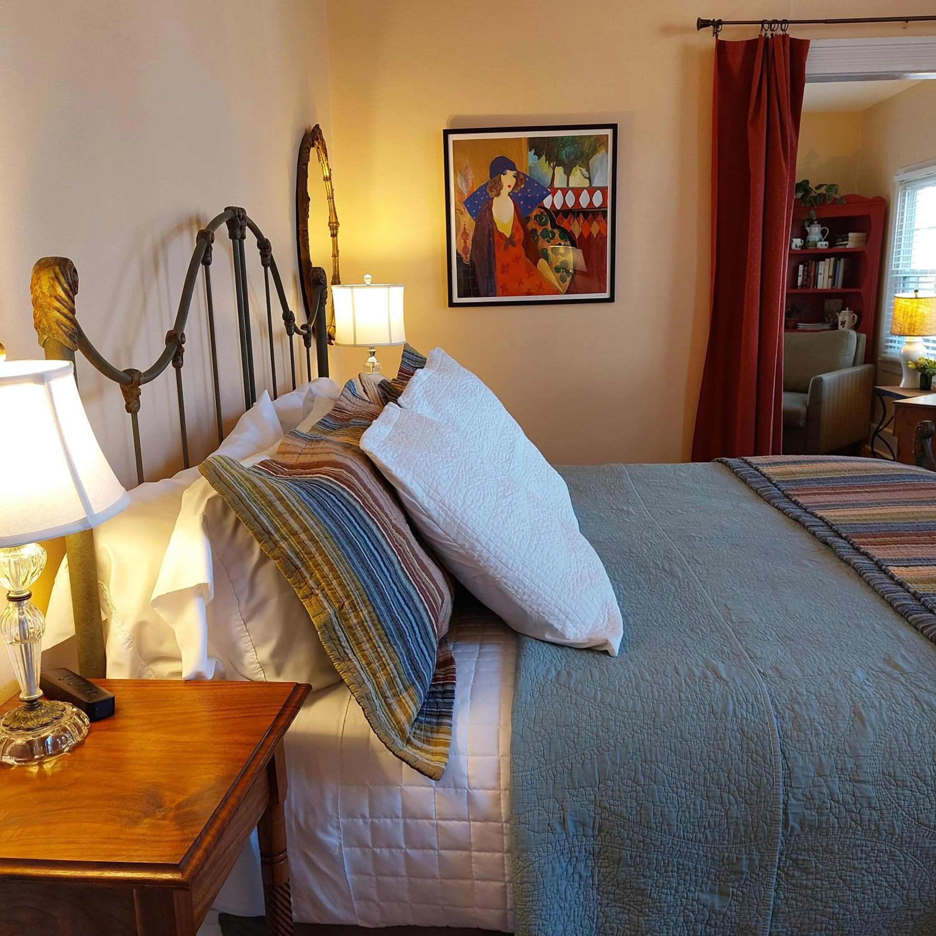 Breakfast, Bed in Urban Cottages