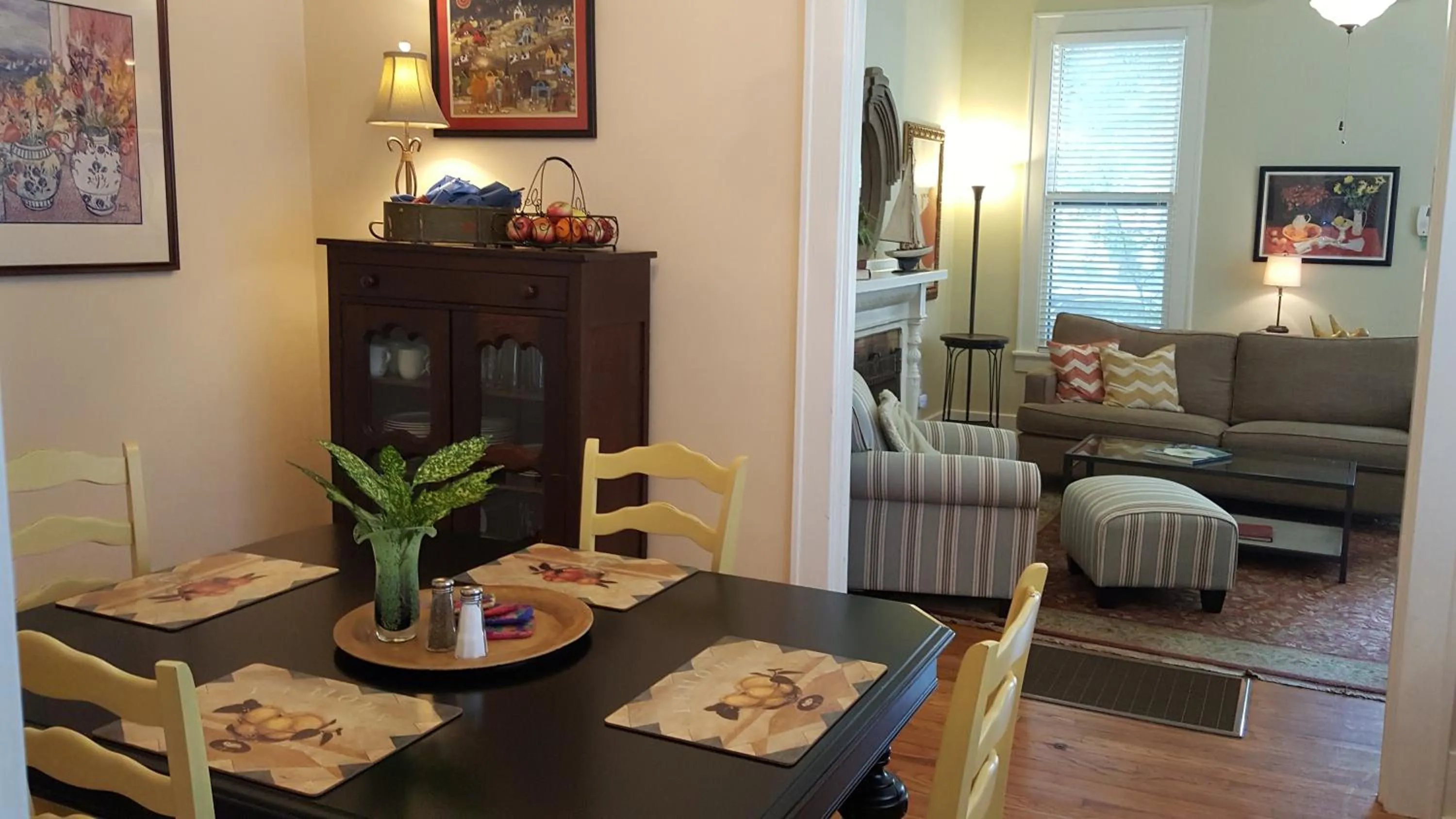 Living room in Urban Cottages