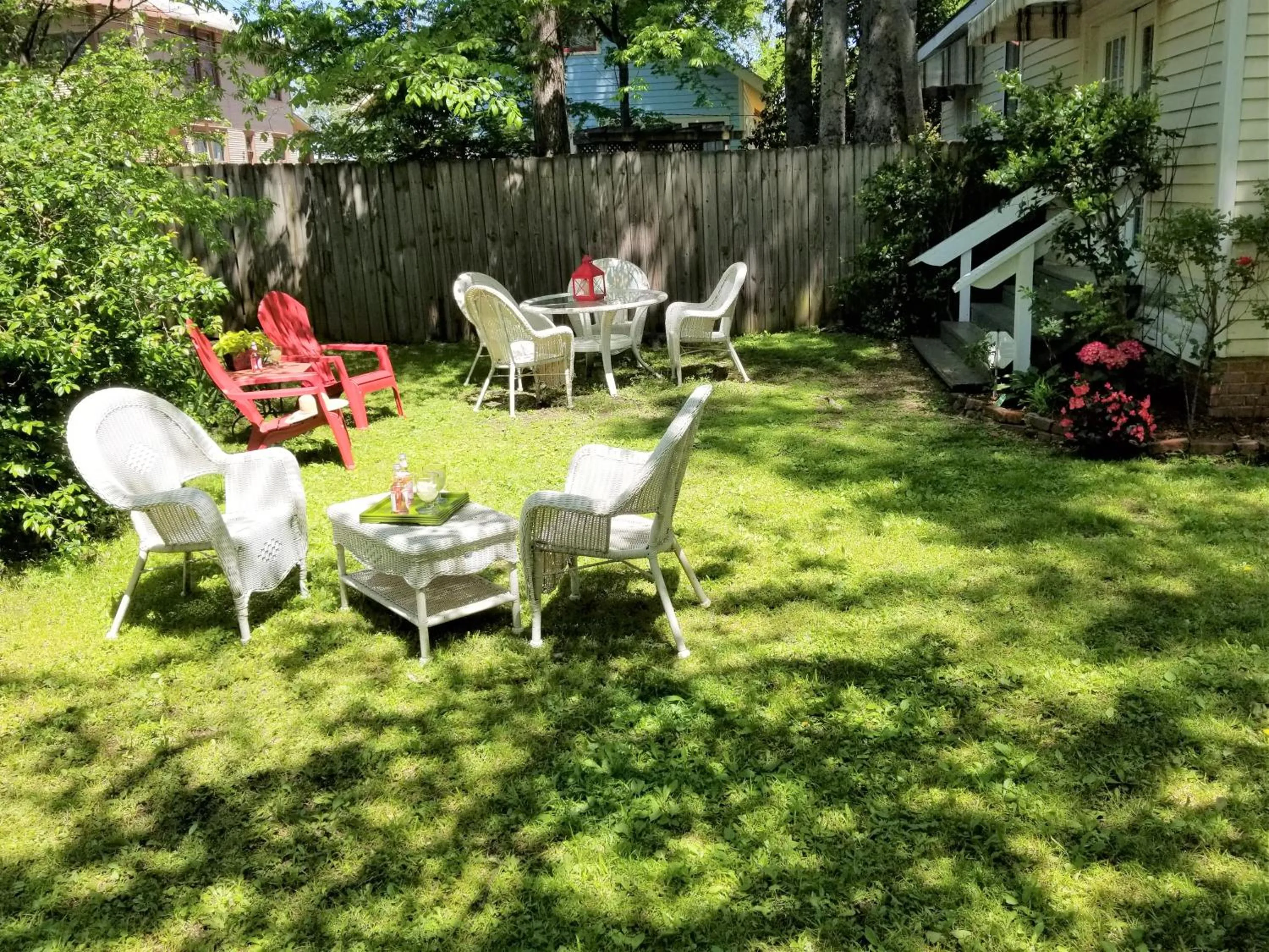 Garden in Urban Cottages