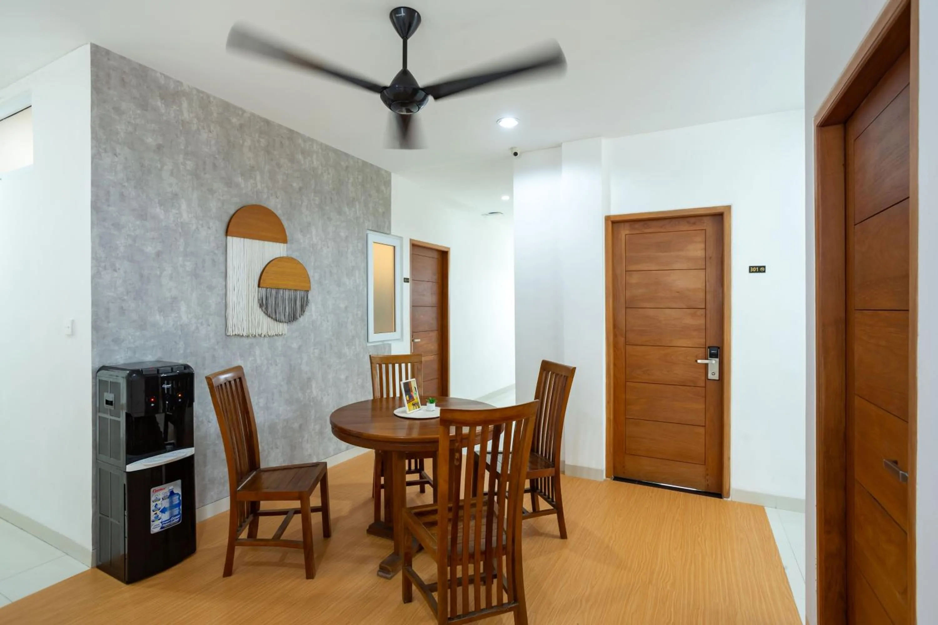 Seating area in Cove De Tinaya