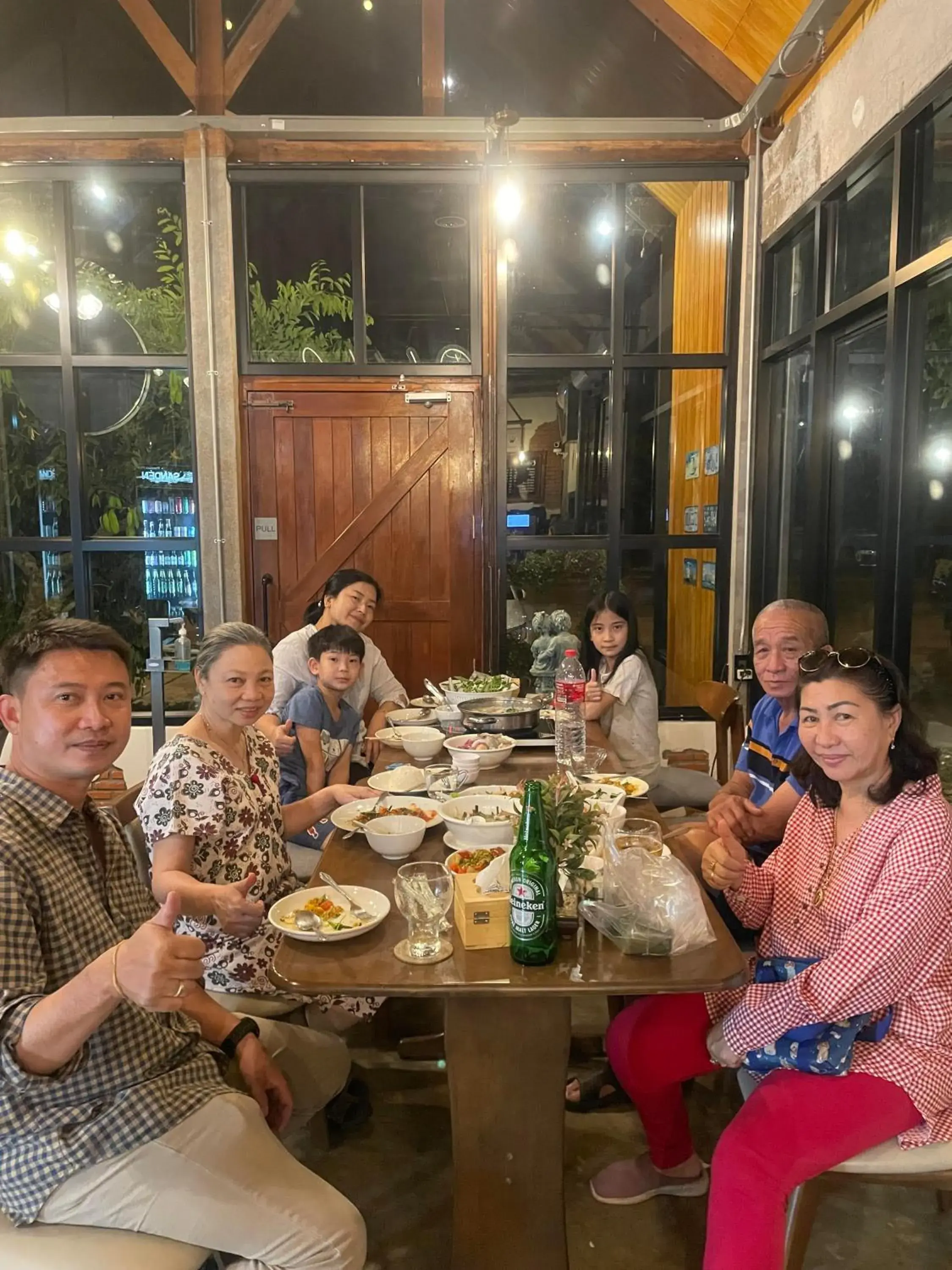 Restaurant/places to eat in พบรักรีสอร์ท Pobruk resort Restaurant/places to eat in พบรักรีสอร์ท Pobruk resort