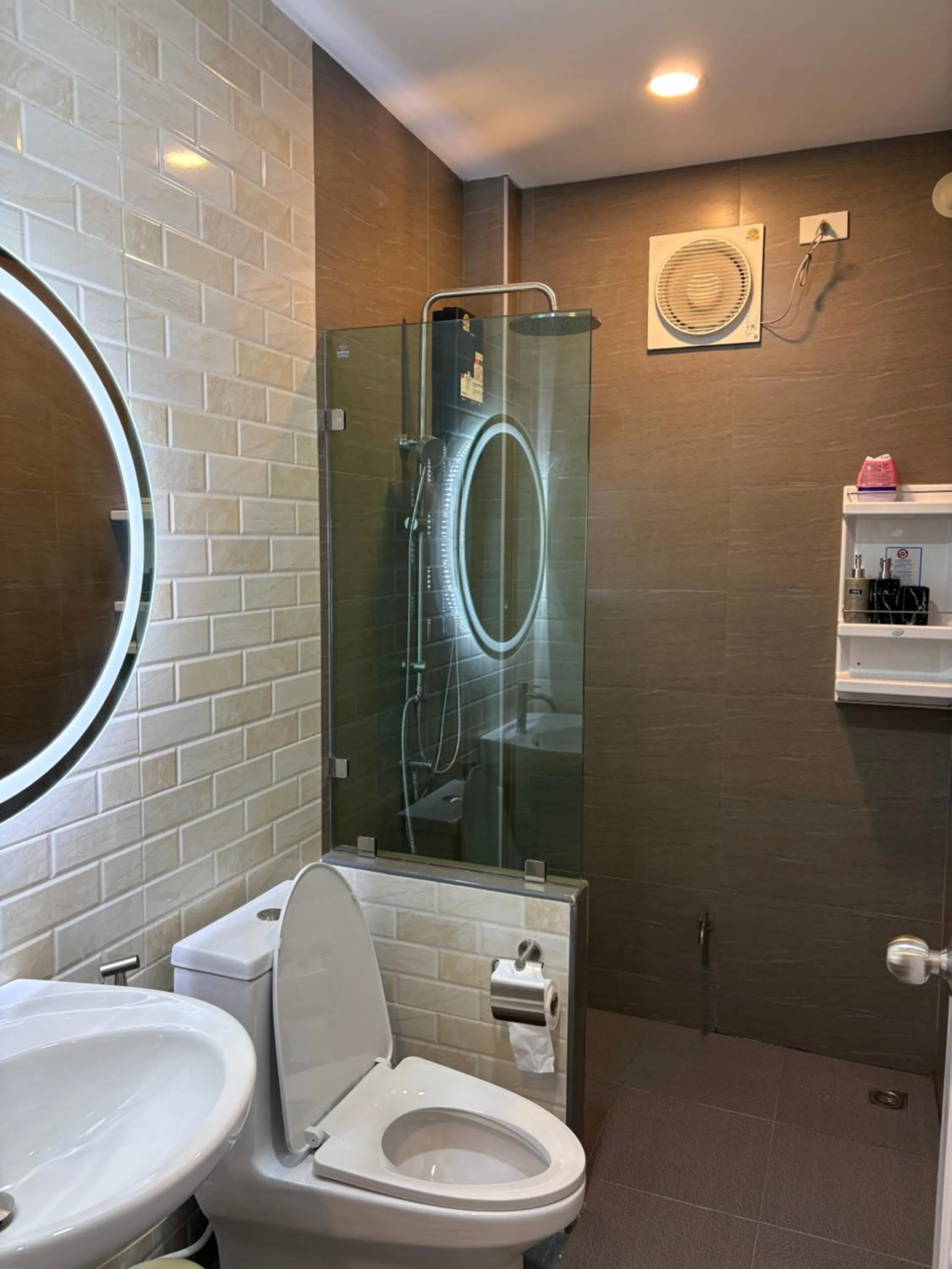 พบรักรีสอร์ท Pobruk resort