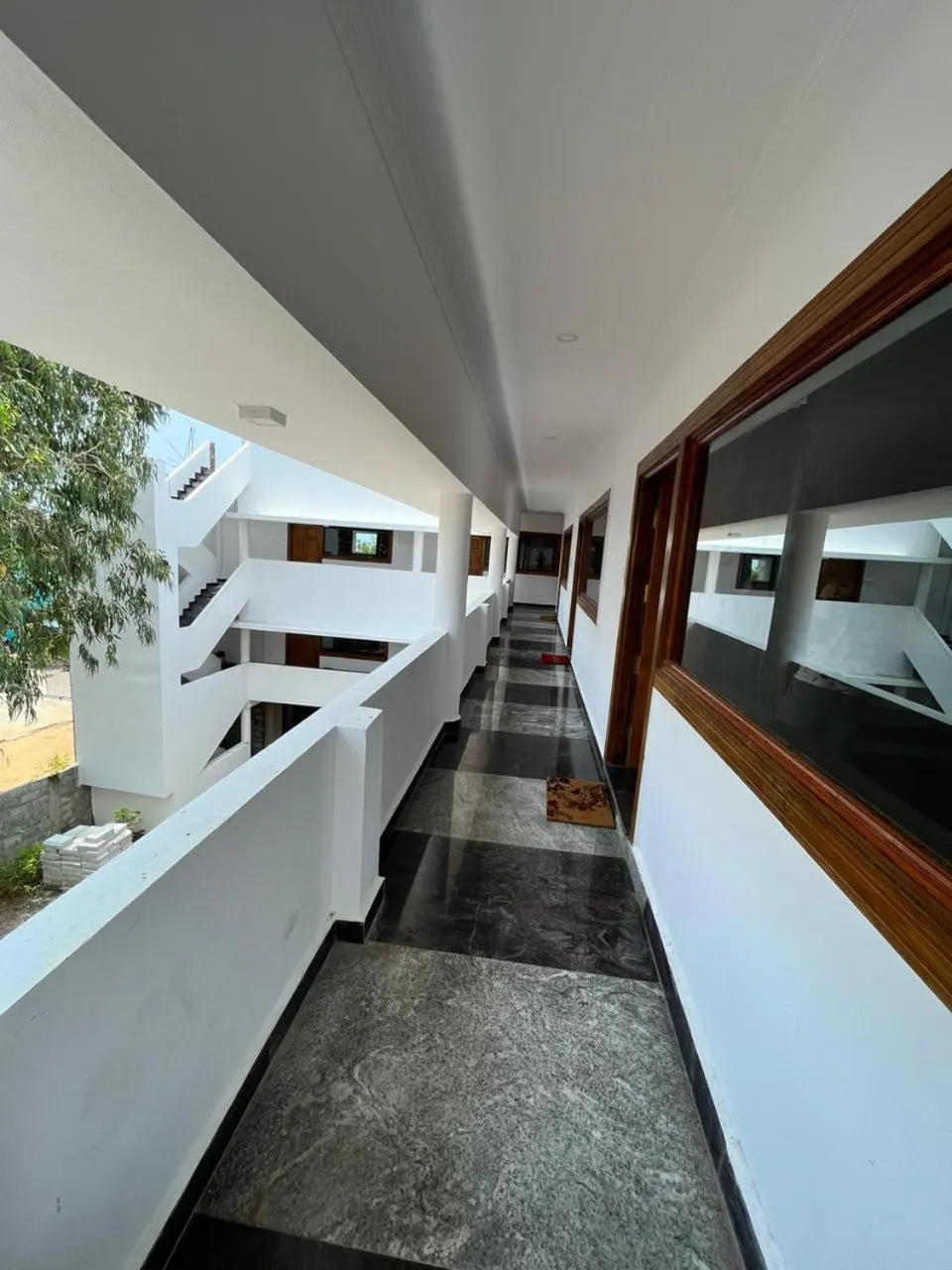 ANAND Beach Guesthouse by Moonrocks