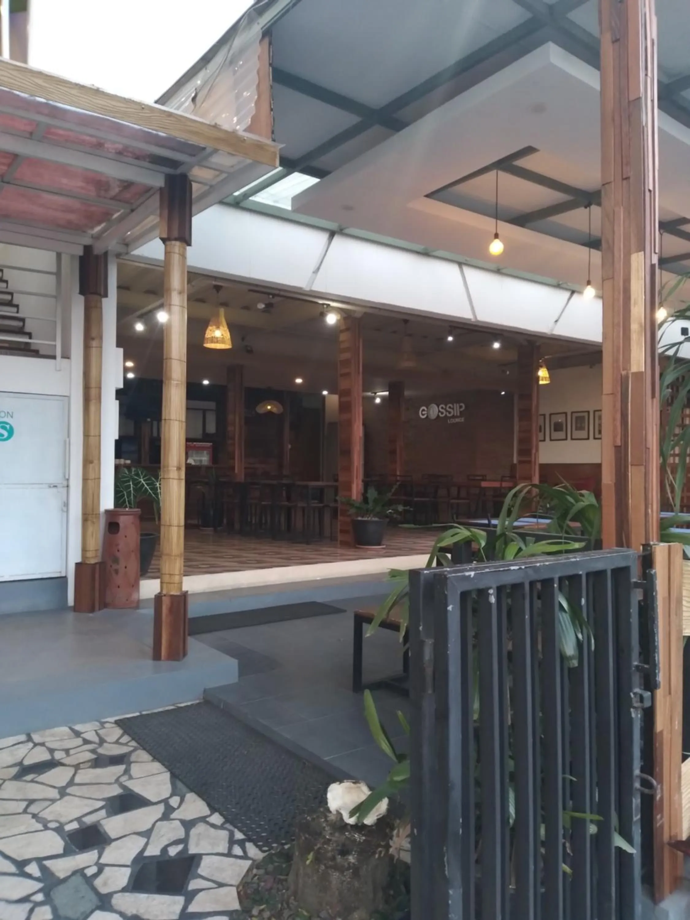Property building in Poppies Senggigi Hostel