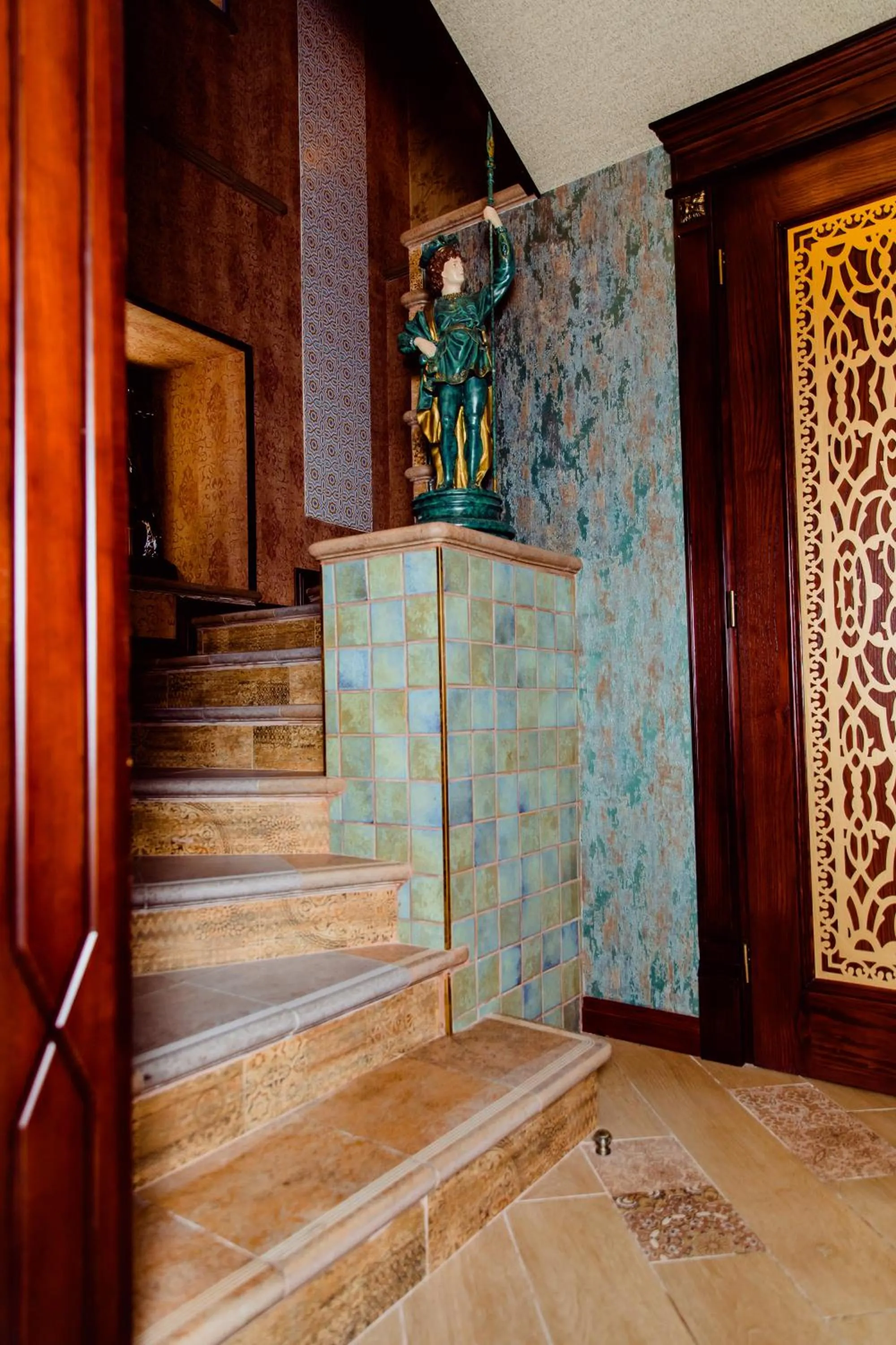 Property building in Royal Antique Boutique Hotel