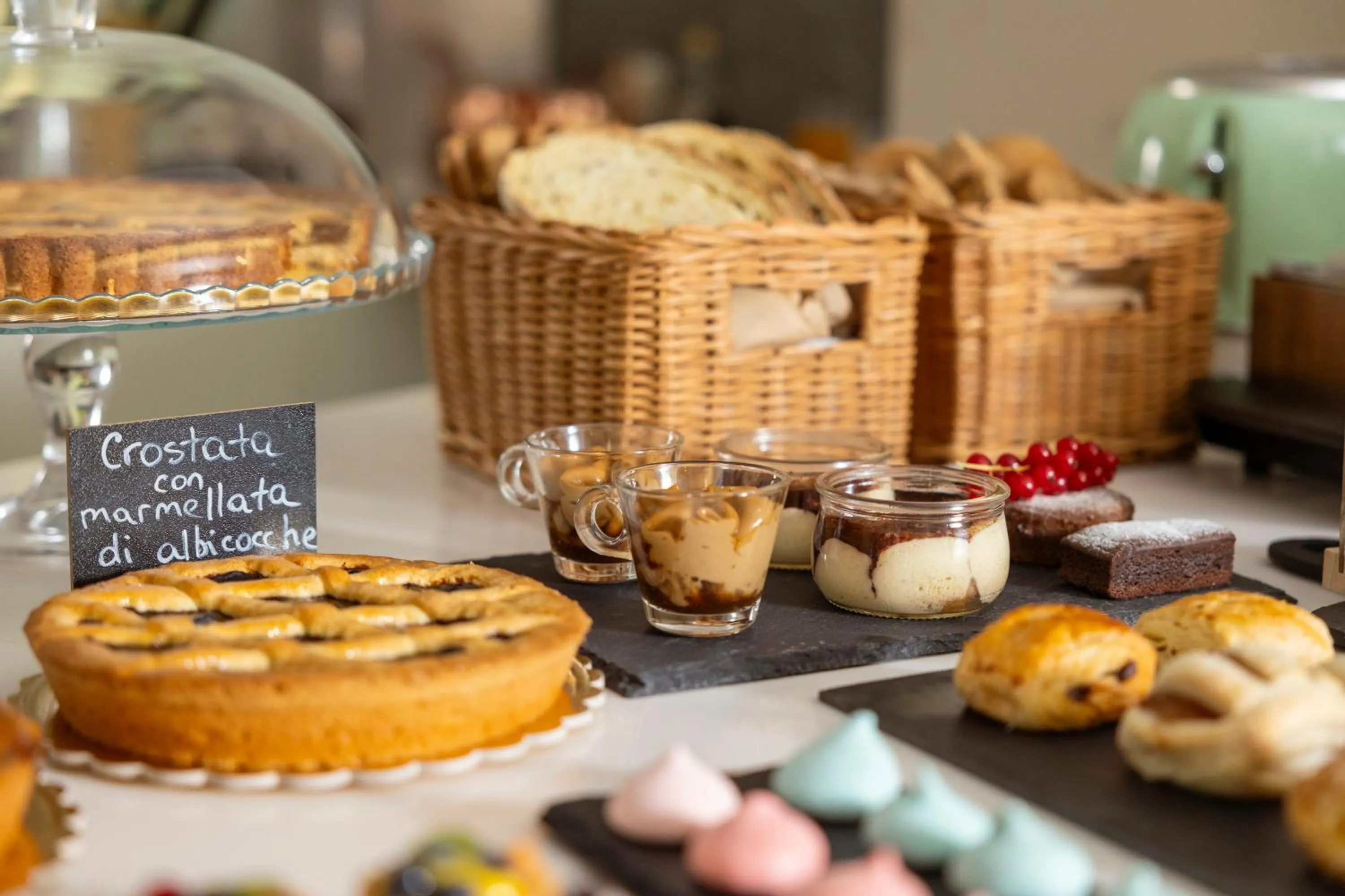 Breakfast in Boutique Hotel Sirmione