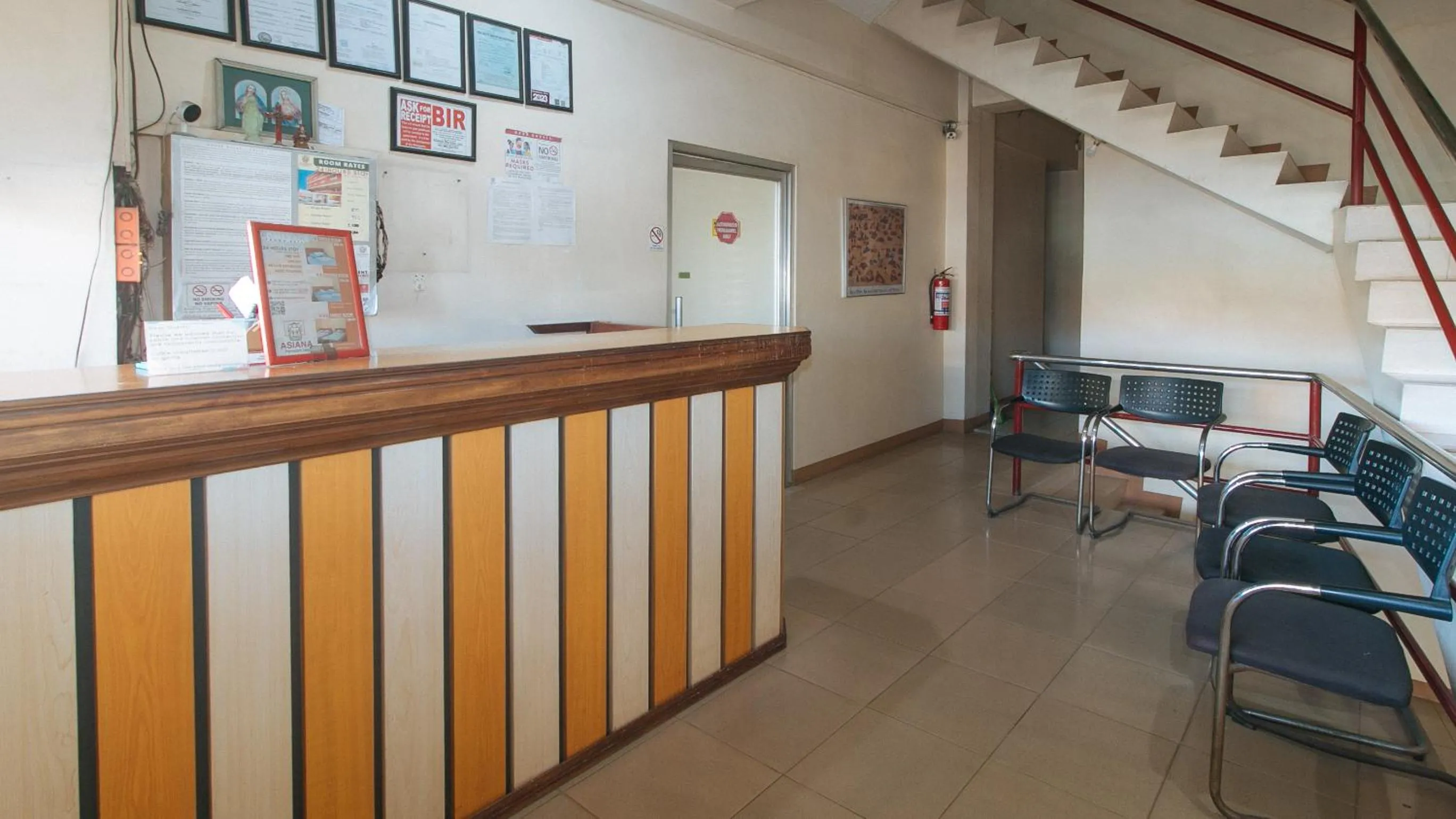 Lobby or reception in RedDoorz @ Asiana Pension Inn Mandaue City