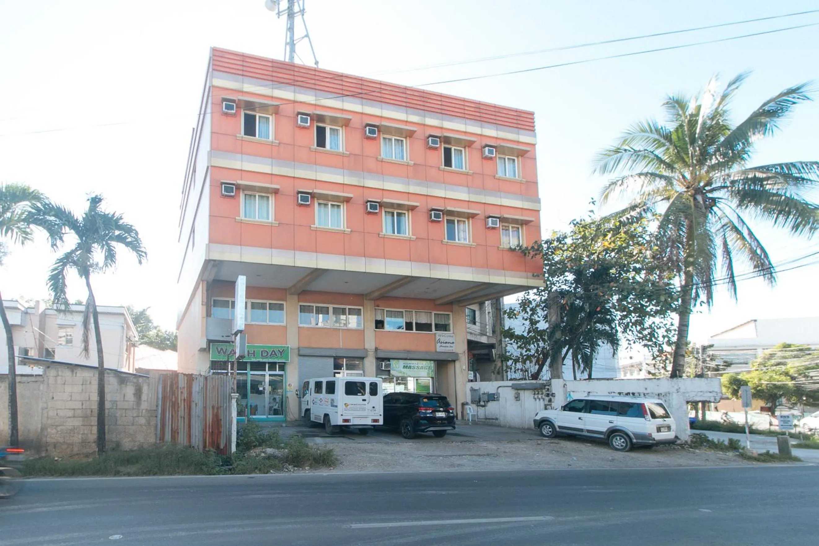 Property building in RedDoorz @ Asiana Pension Inn Mandaue City