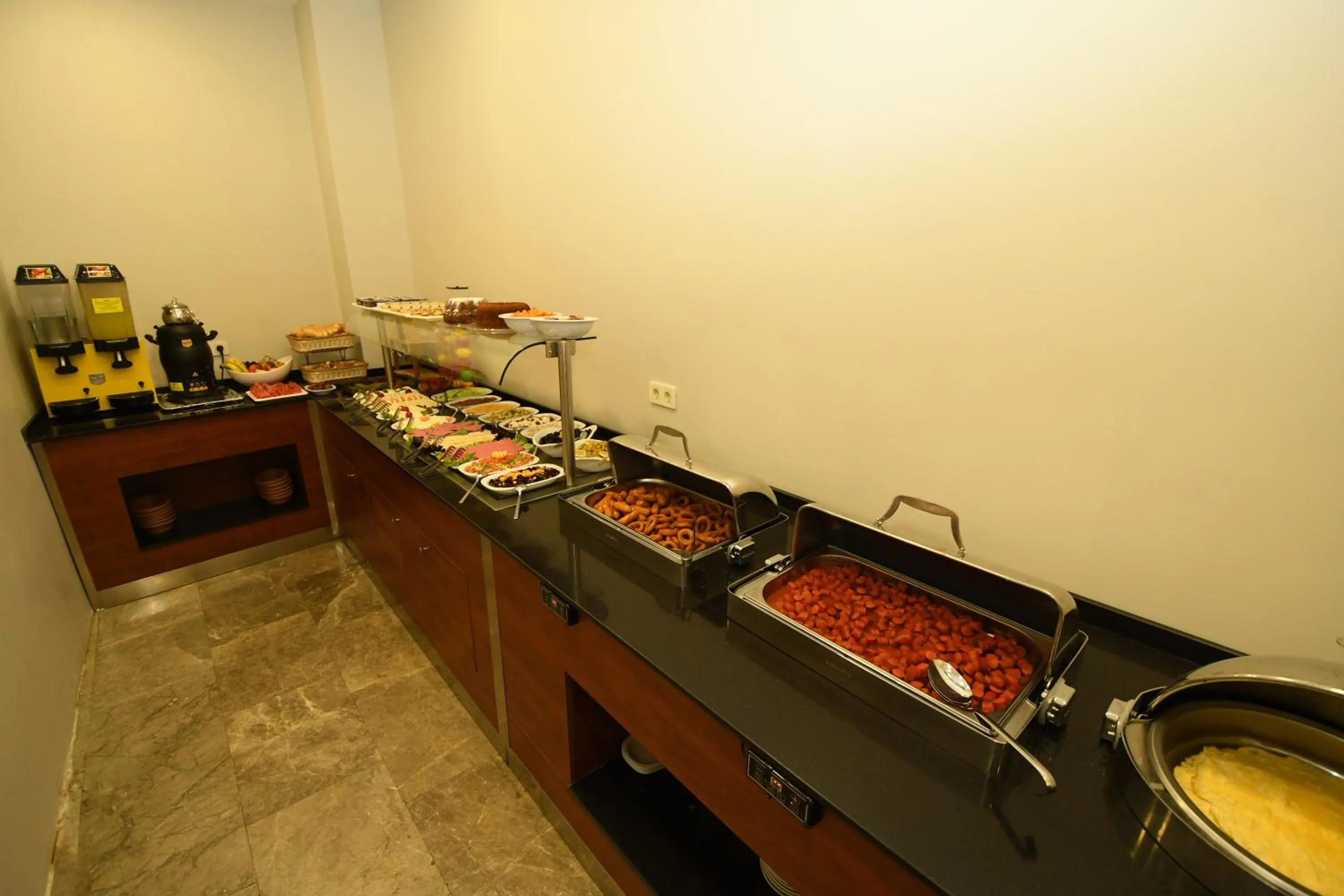 Buffet breakfast in Novus Hotel İstanbul