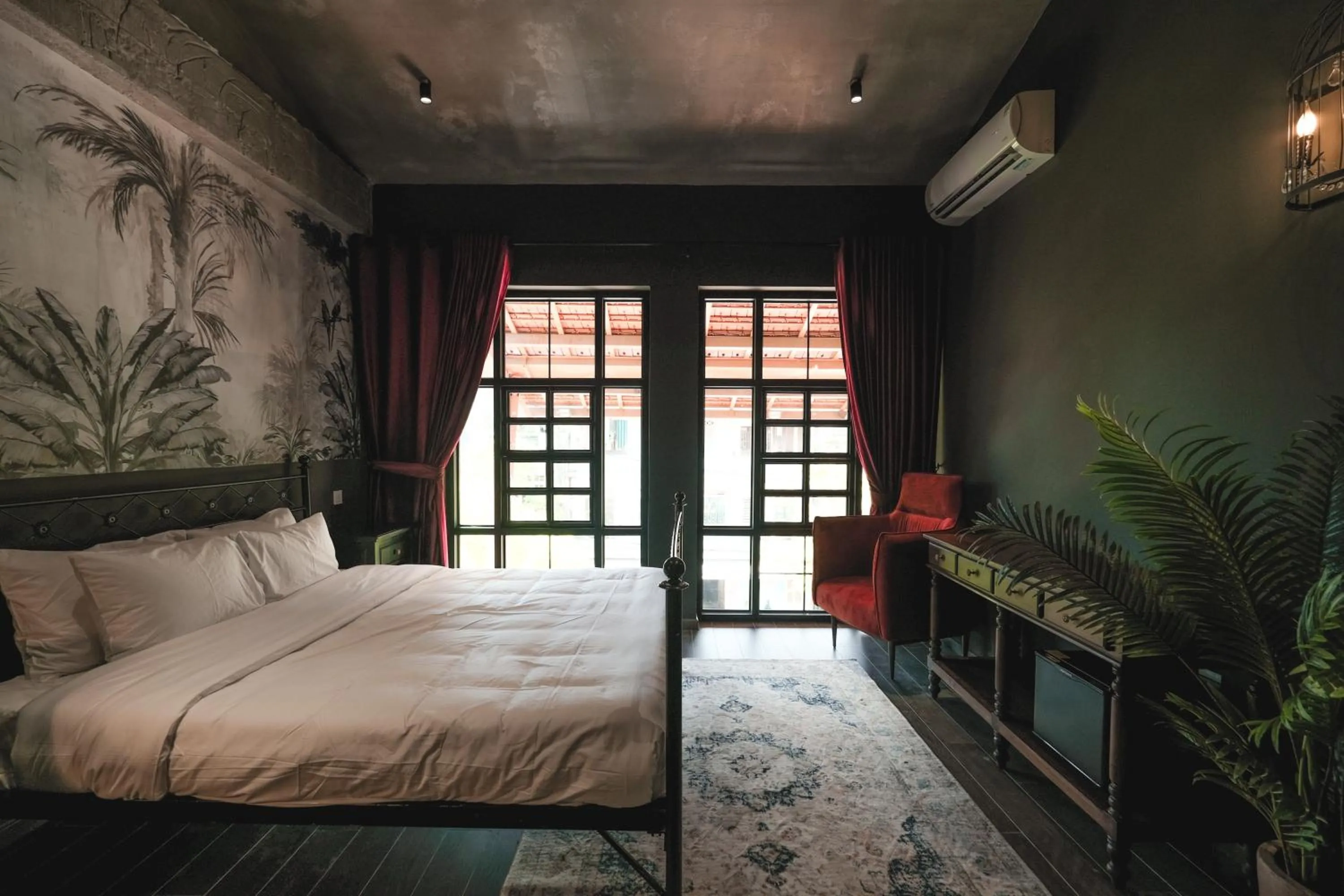 Photo of the whole room, Bed in The Chum Boutique