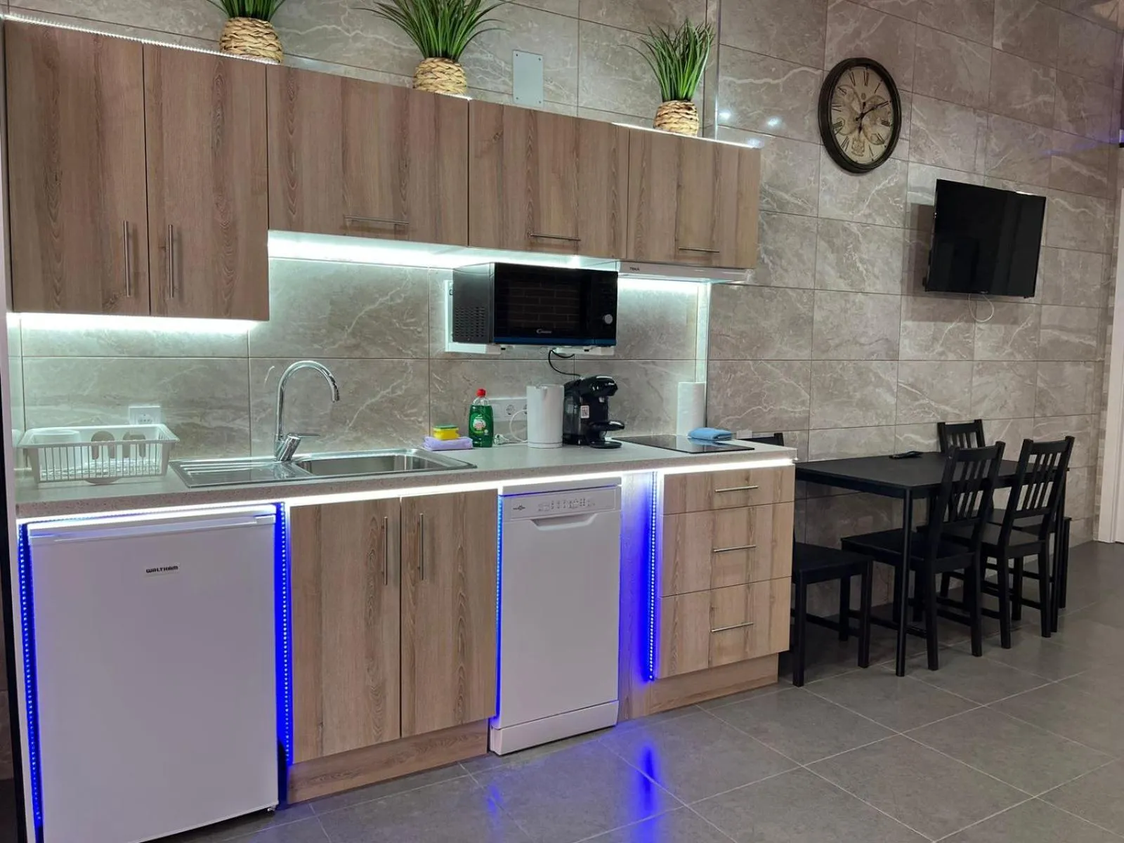 TV and multimedia in Carcaixent 24