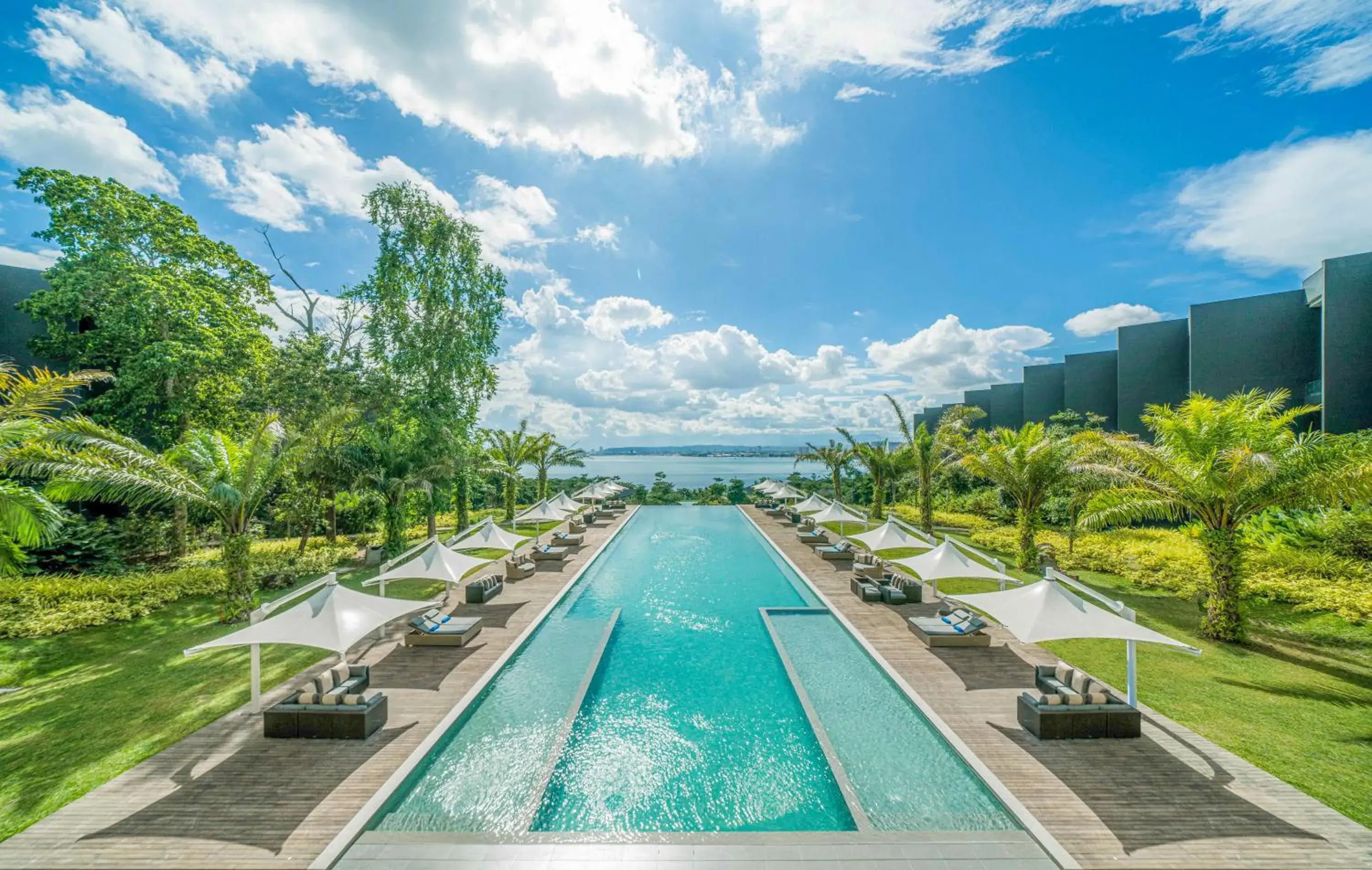 Swimming pool in Discovery Samal Swimming pool in Discovery Samal