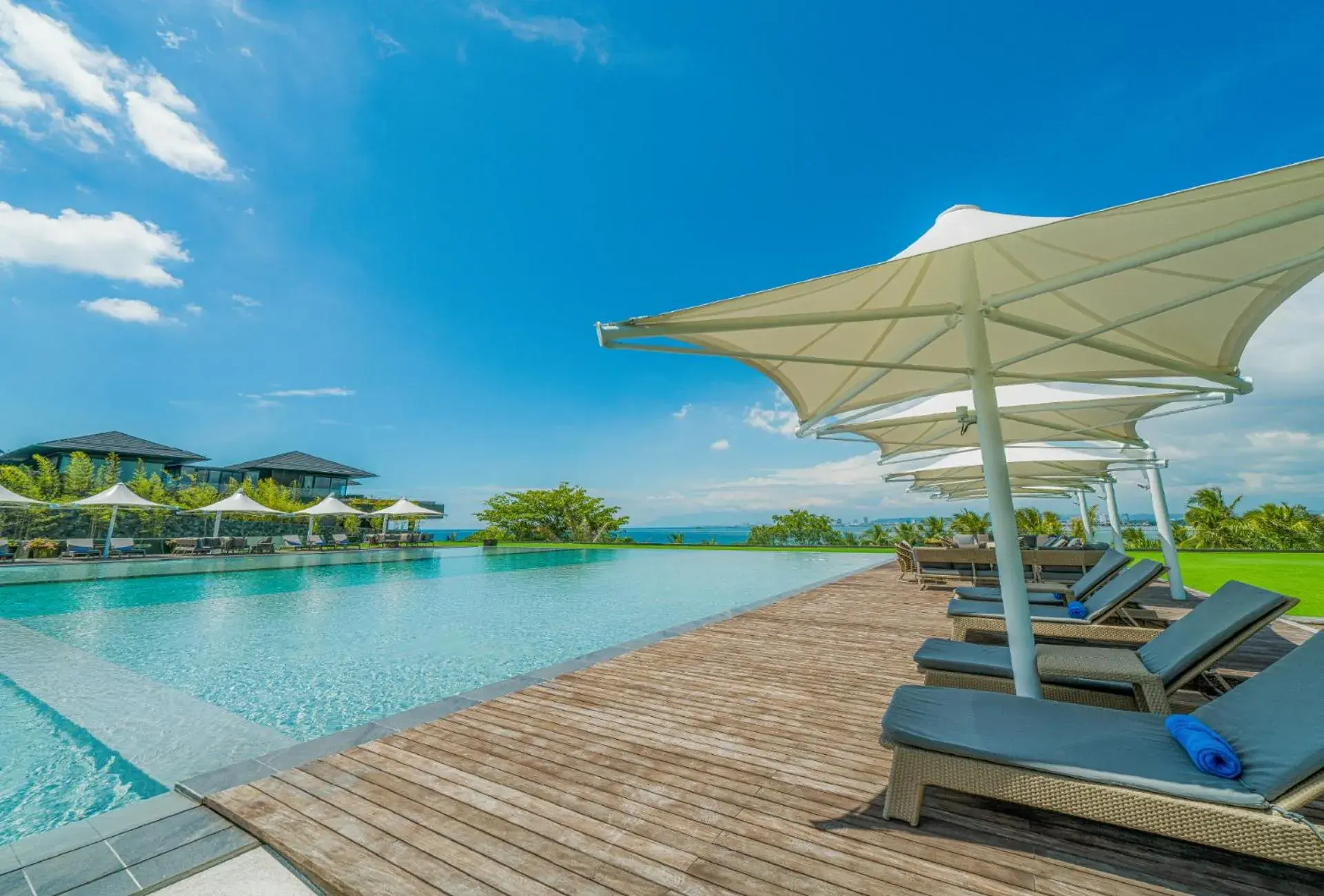 Swimming pool in Discovery Samal Swimming pool in Discovery Samal