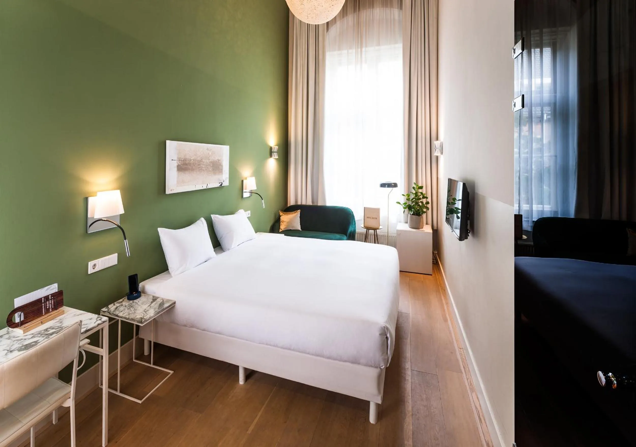 Bedroom, Bed in Hotel Arena