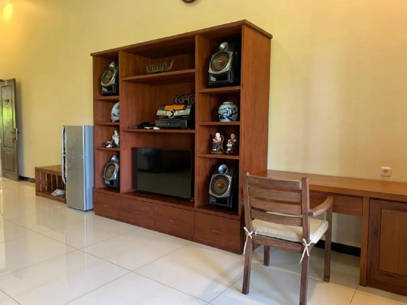 Hotel & Villa Bukit Indah Saumlaki by LeGreen