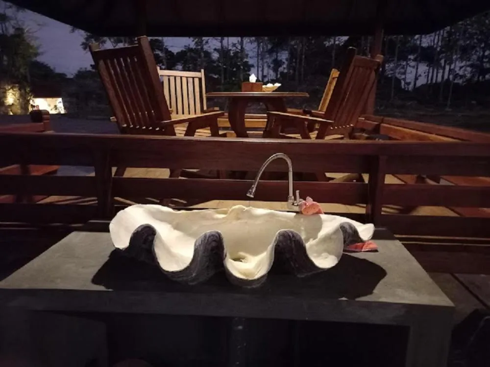 Hotel & Villa Bukit Indah Saumlaki by LeGreen