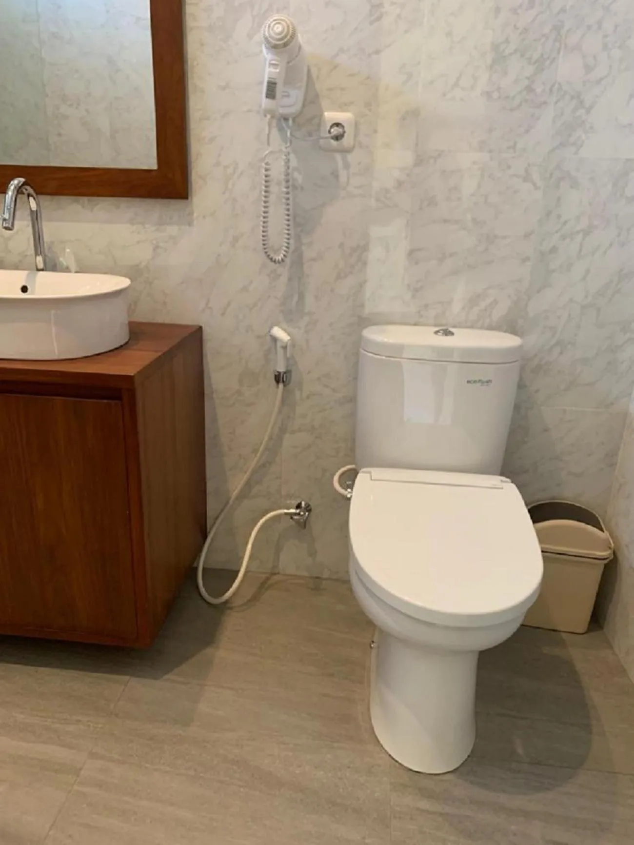 Hotel & Villa Bukit Indah Saumlaki by LeGreen