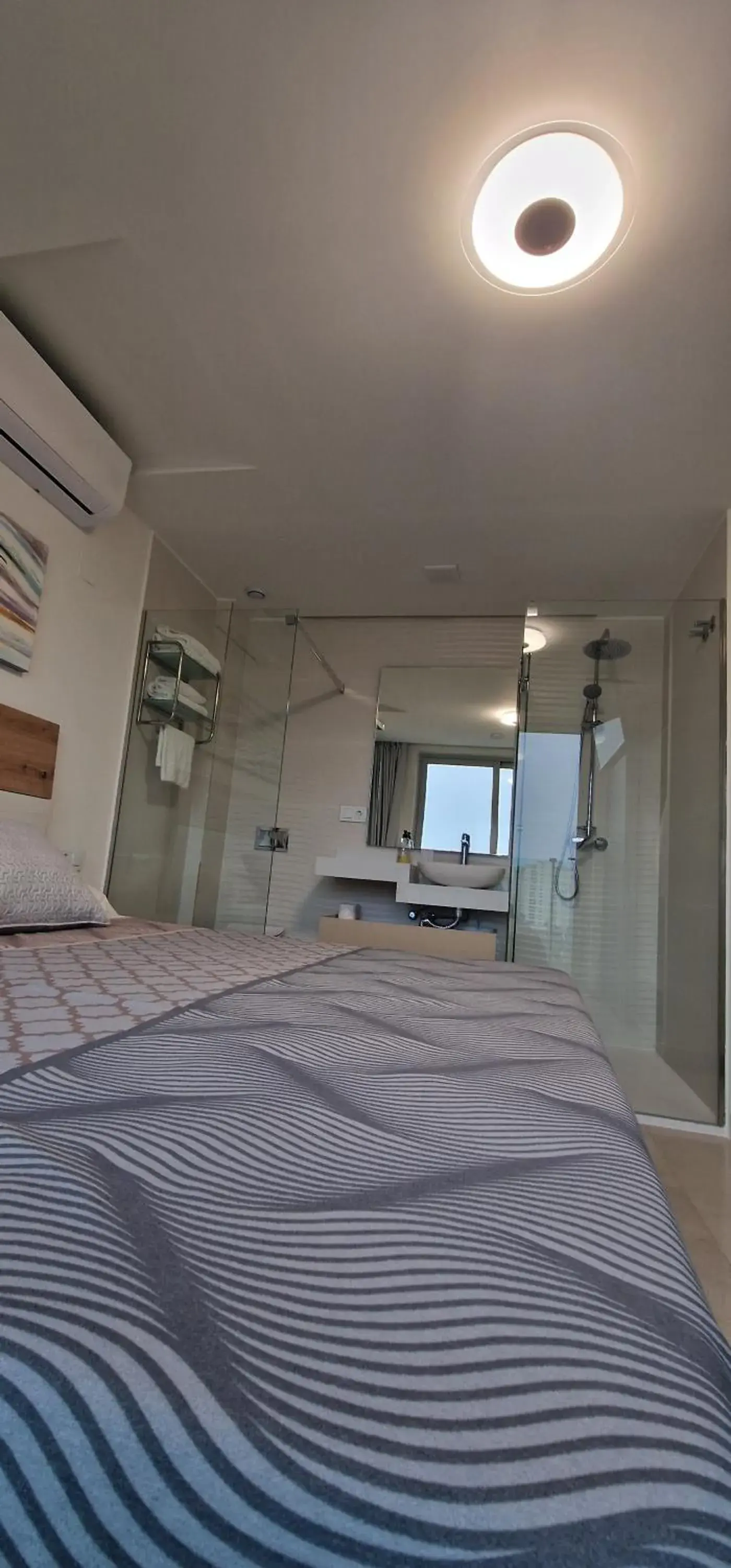 Two-Bedroom Apartment in APARTAMENTOS OASIS DE LA CALA Two-Bedroom Apartment in APARTAMENTOS OASIS DE LA CALA