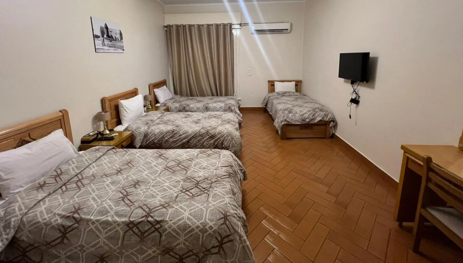 TV and multimedia, Bed in Central Cairo Hotel