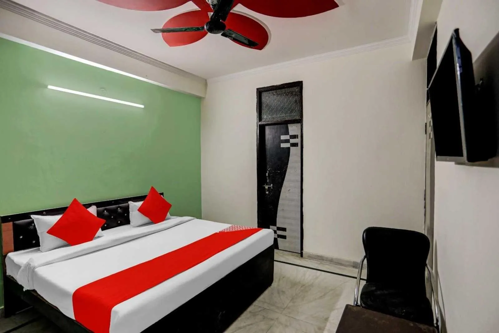 Bedroom, Bed in Hotel O D 3 residency