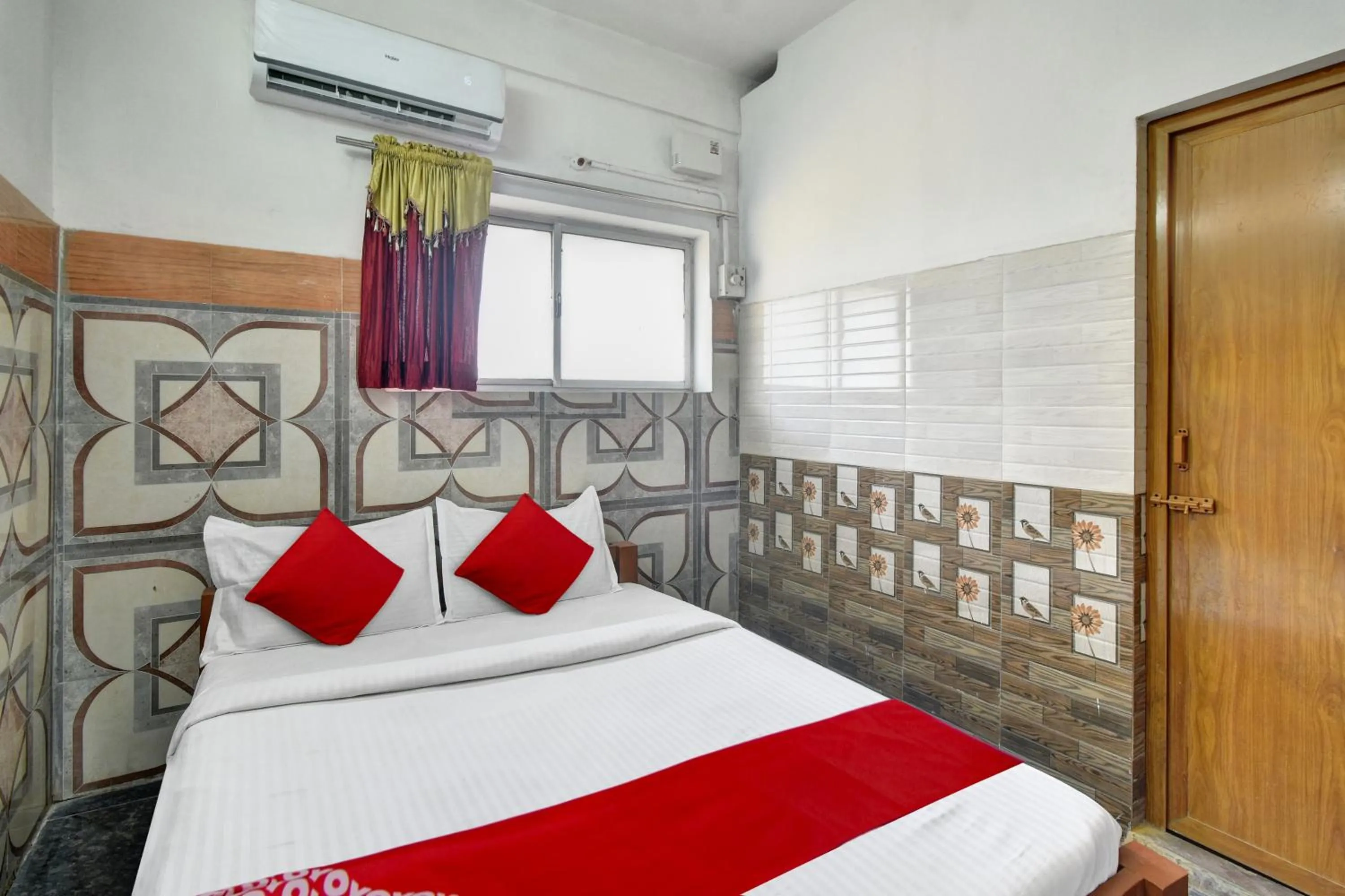 Bedroom, Bed in Hotel O RKR Residency