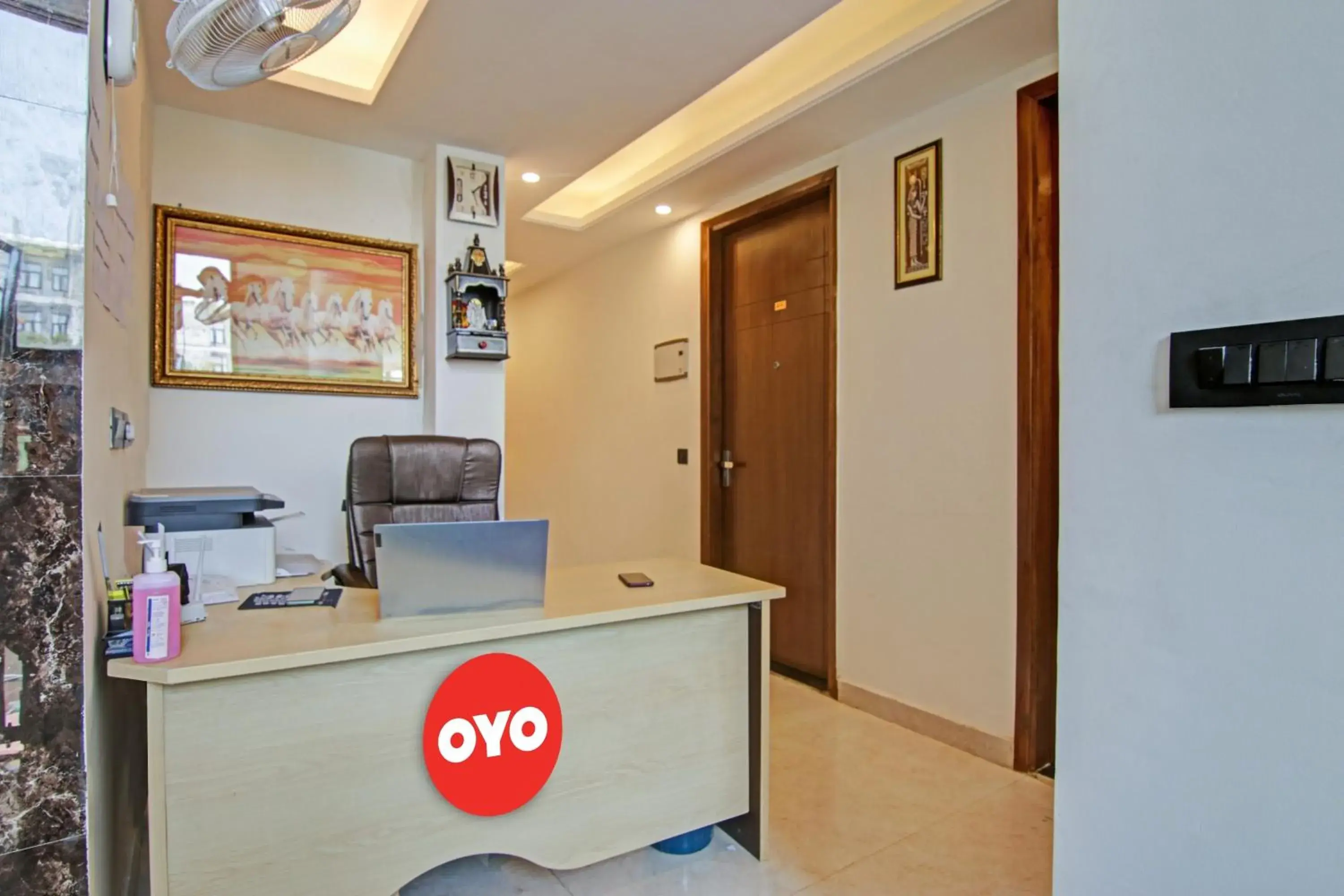 Lobby or reception in Hotel O Sai Kripa Stay Lobby or reception in Hotel O Sai Kripa Stay