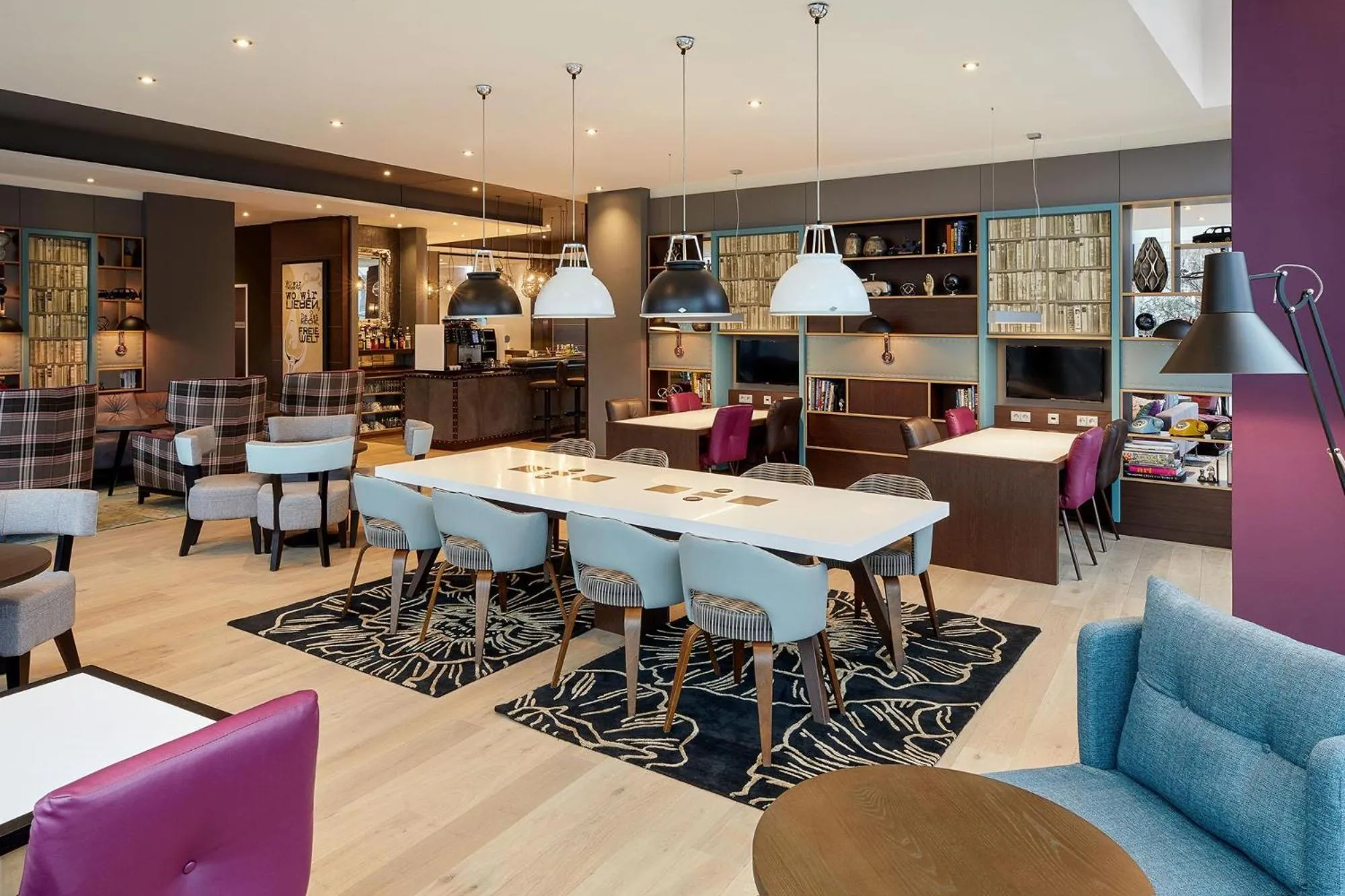 Meeting/conference room in Premier Inn Hamburg City Zentrum