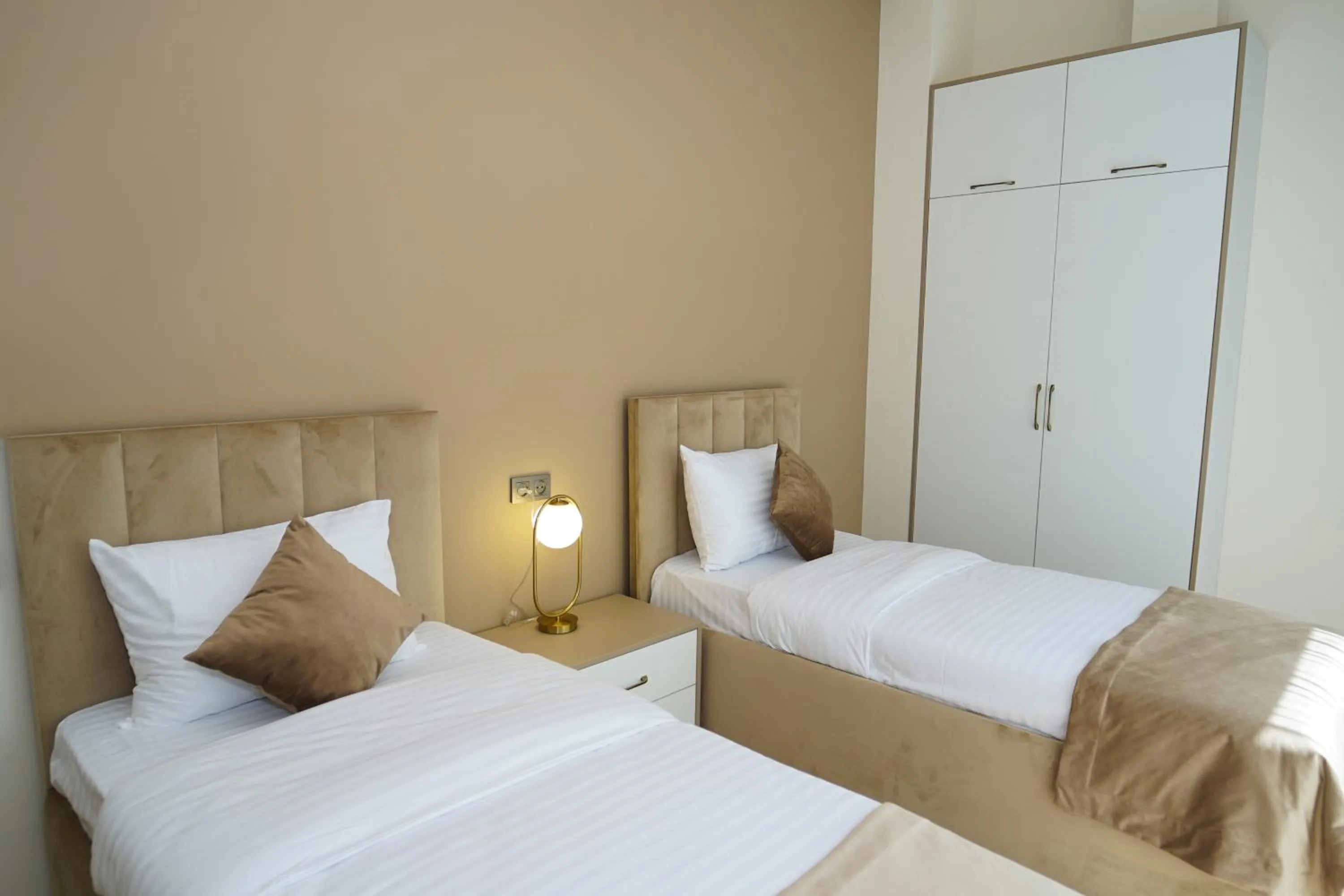 Bedroom, Bed in B&M Hotel