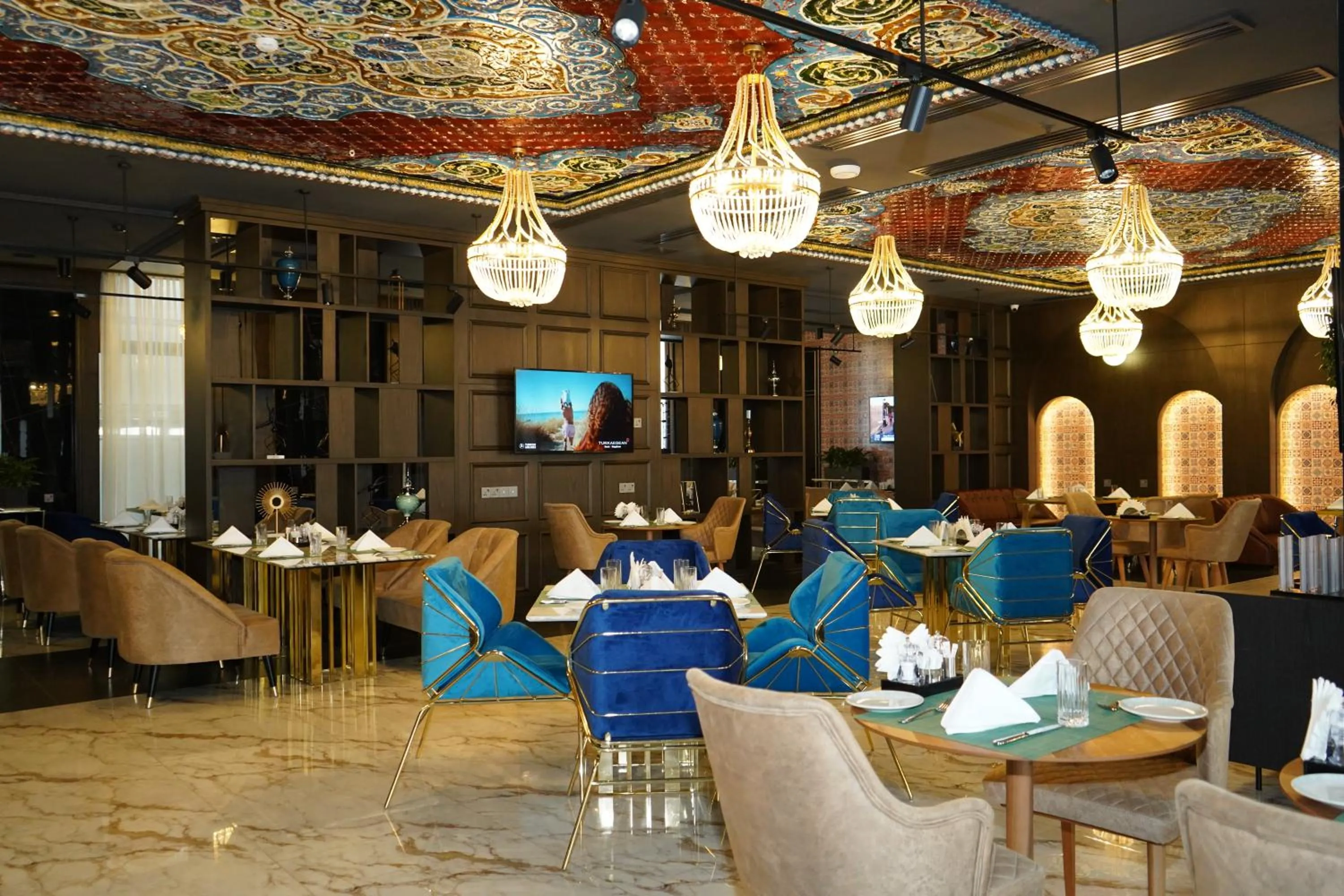 Restaurant/places to eat in Bentley Hotel Tashkent