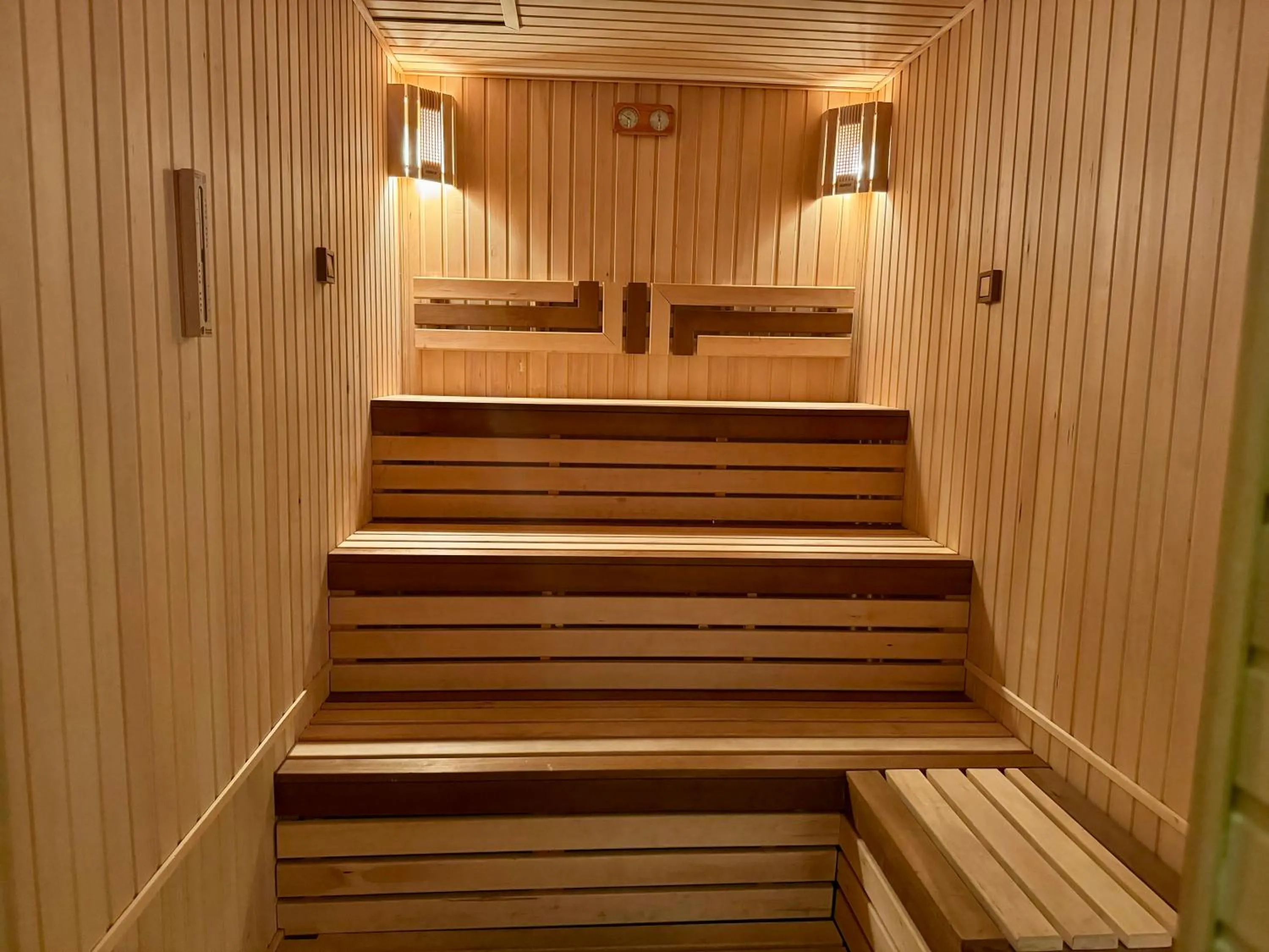 Sauna in Bentley Hotel Tashkent