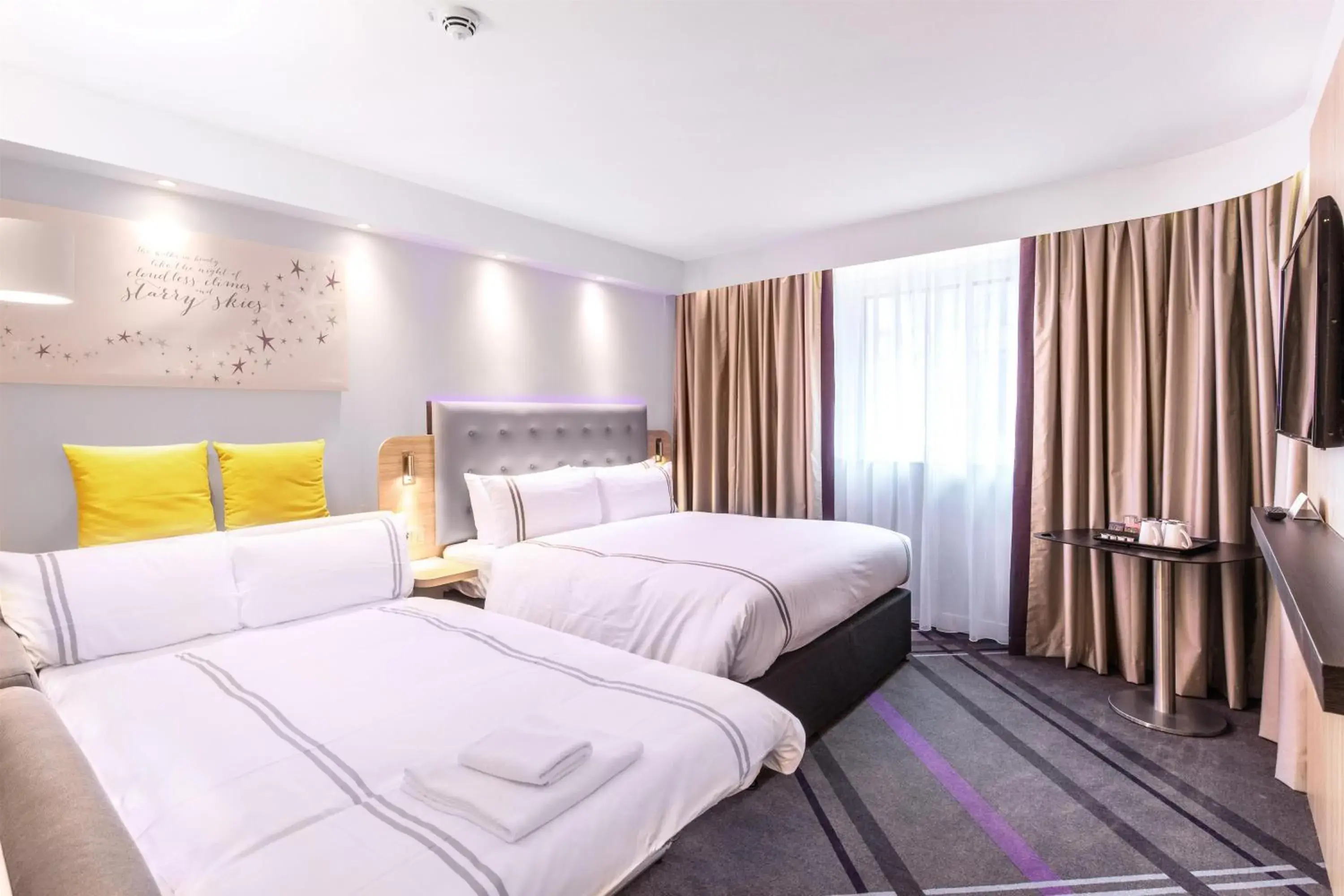 Bedroom, Bed in Premier Inn Hamburg City Hammerbrook Bedroom, Bed in Premier Inn Hamburg City Hammerbrook