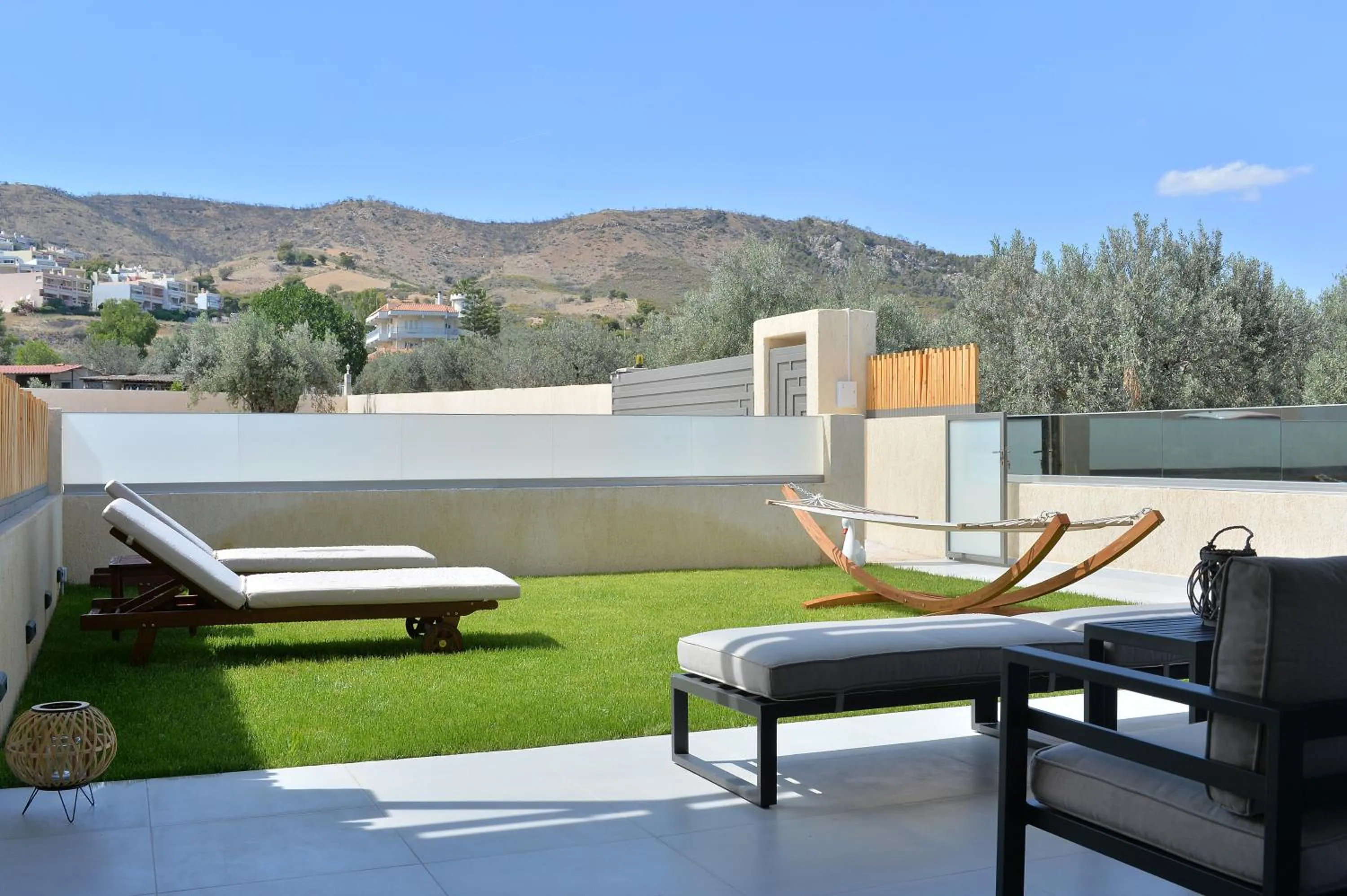 Mountain view in Swan Paradise Residences