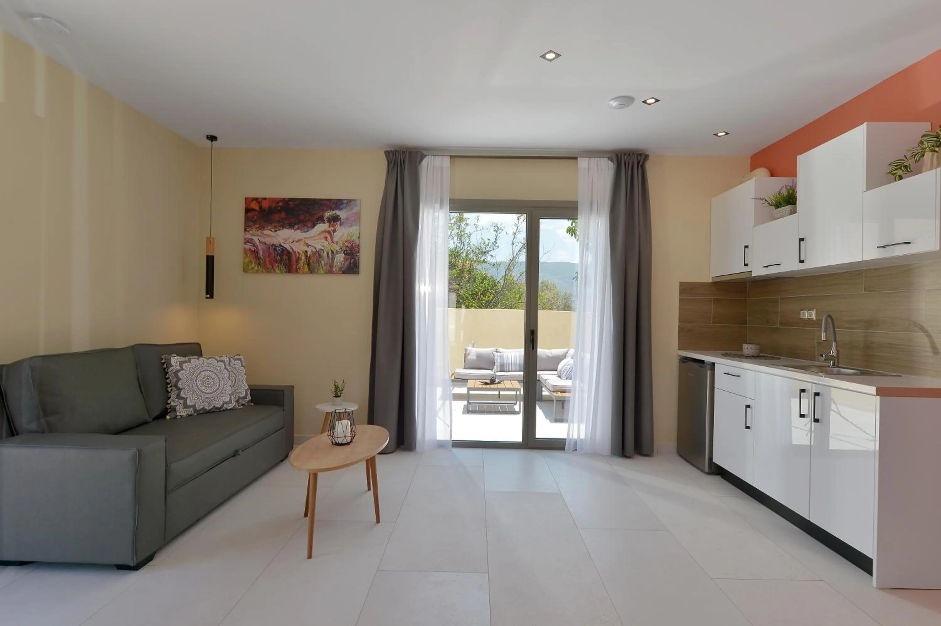 Coffee/tea facilities in Swan Paradise Residences