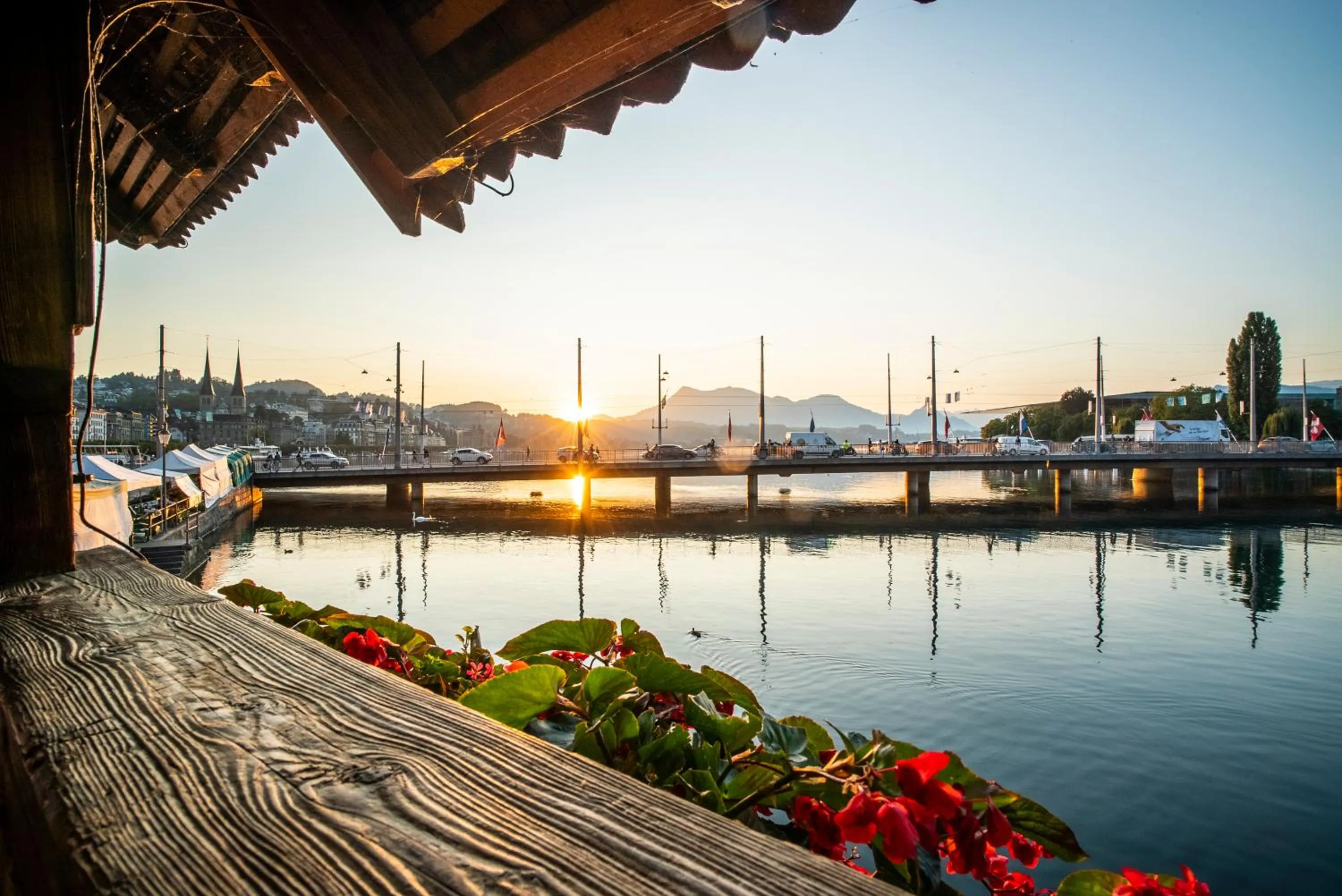 Nearby landmark in GLANDON Rooms Limelight - Self-Check-In