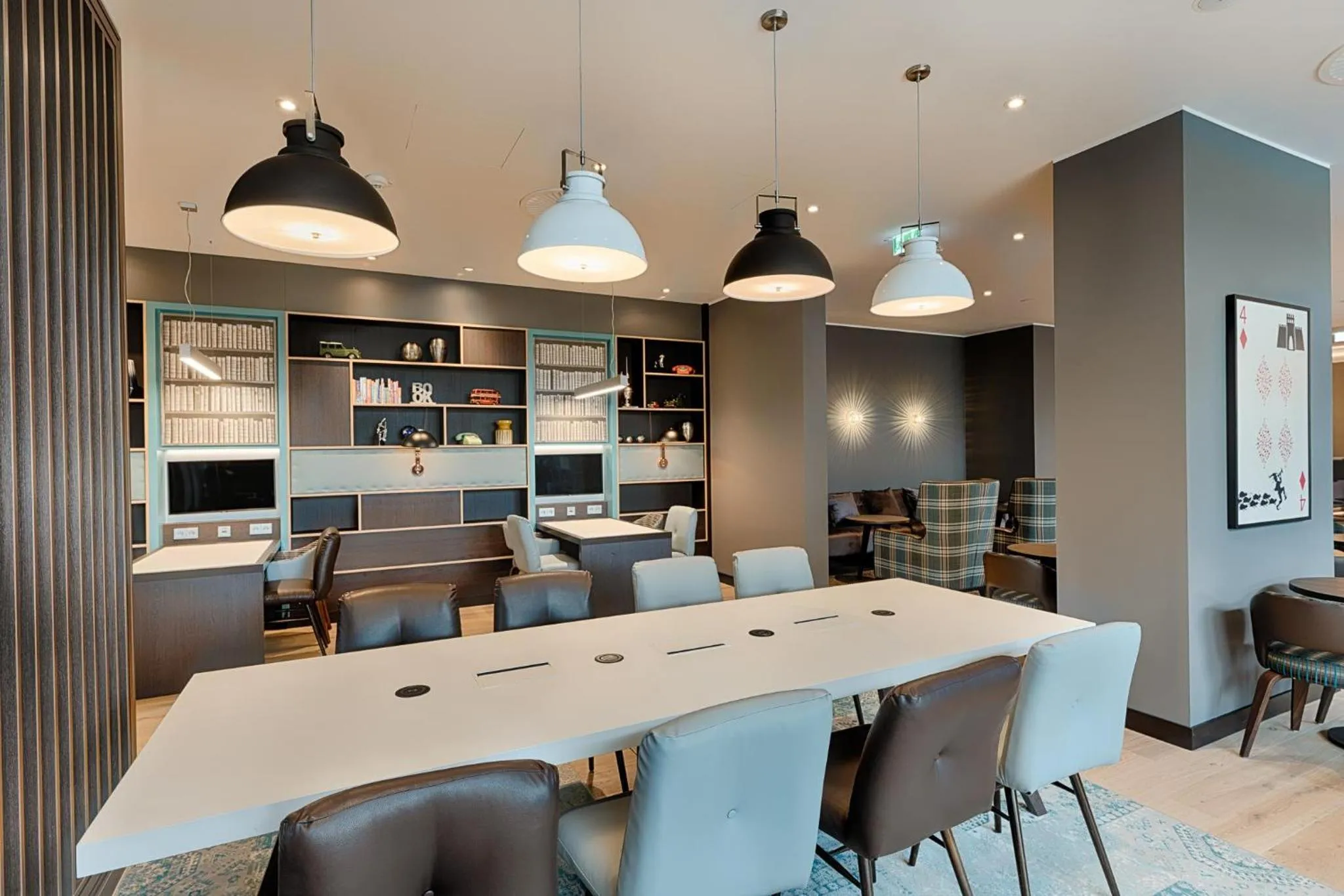 Lobby or reception in Premier Inn Hamburg City Klostertor