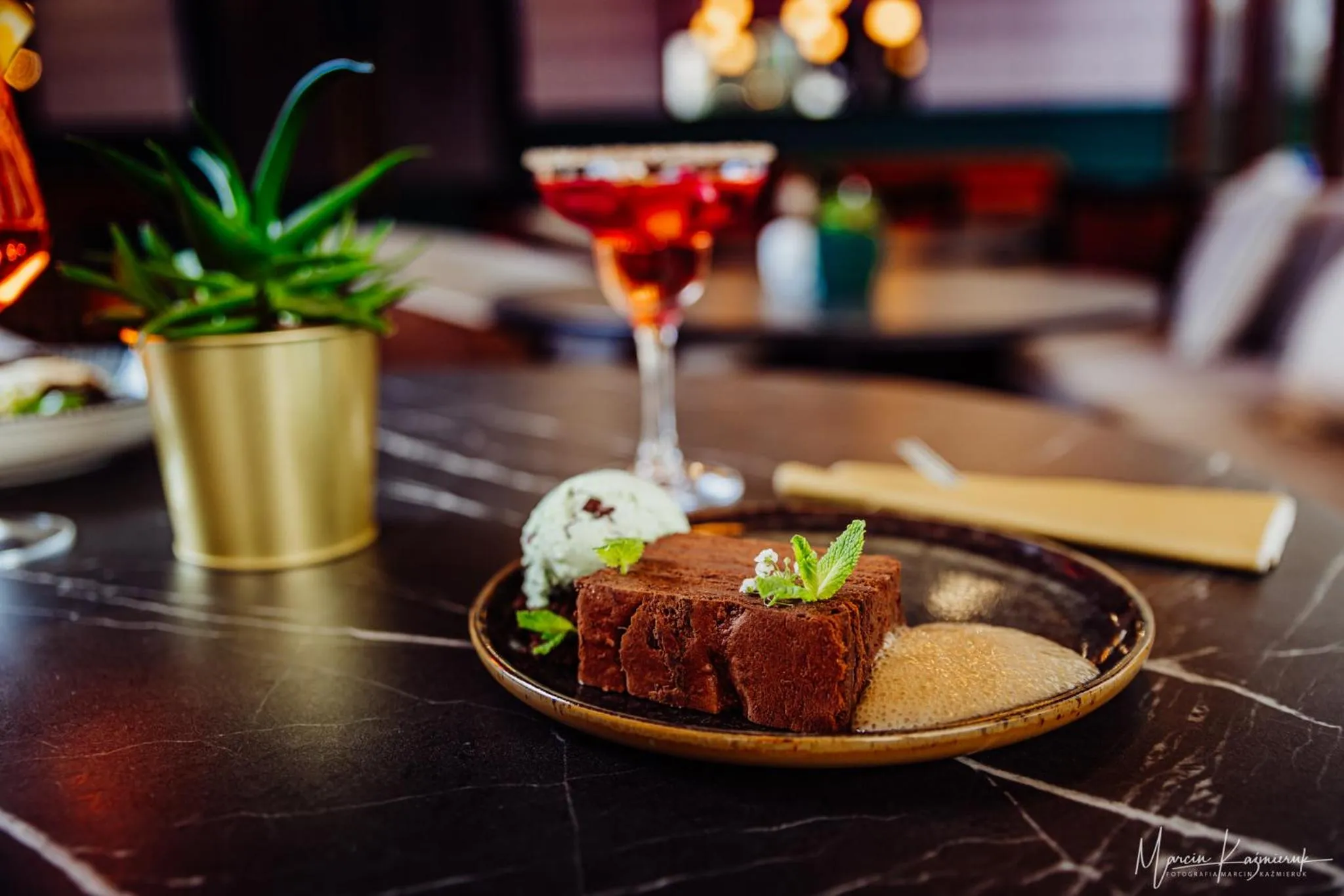 Restaurant/places to eat in Kyriad Karkonosze