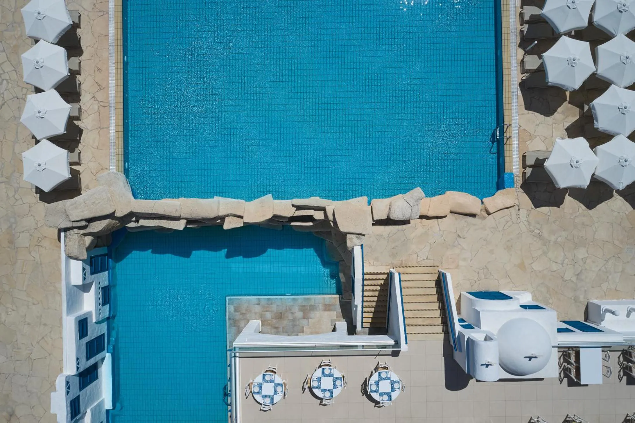 Property building in Atlantica Callisto