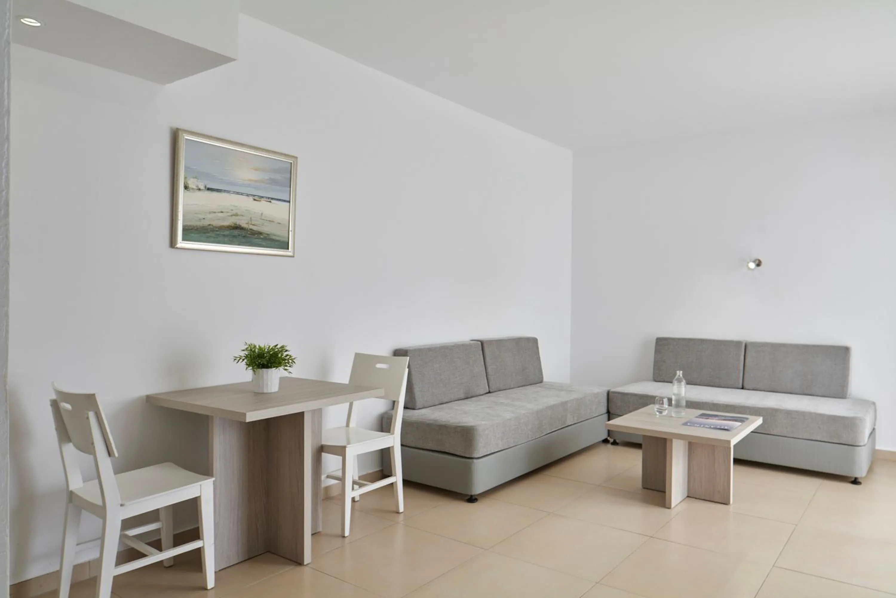 Living room in Atlantica Callisto