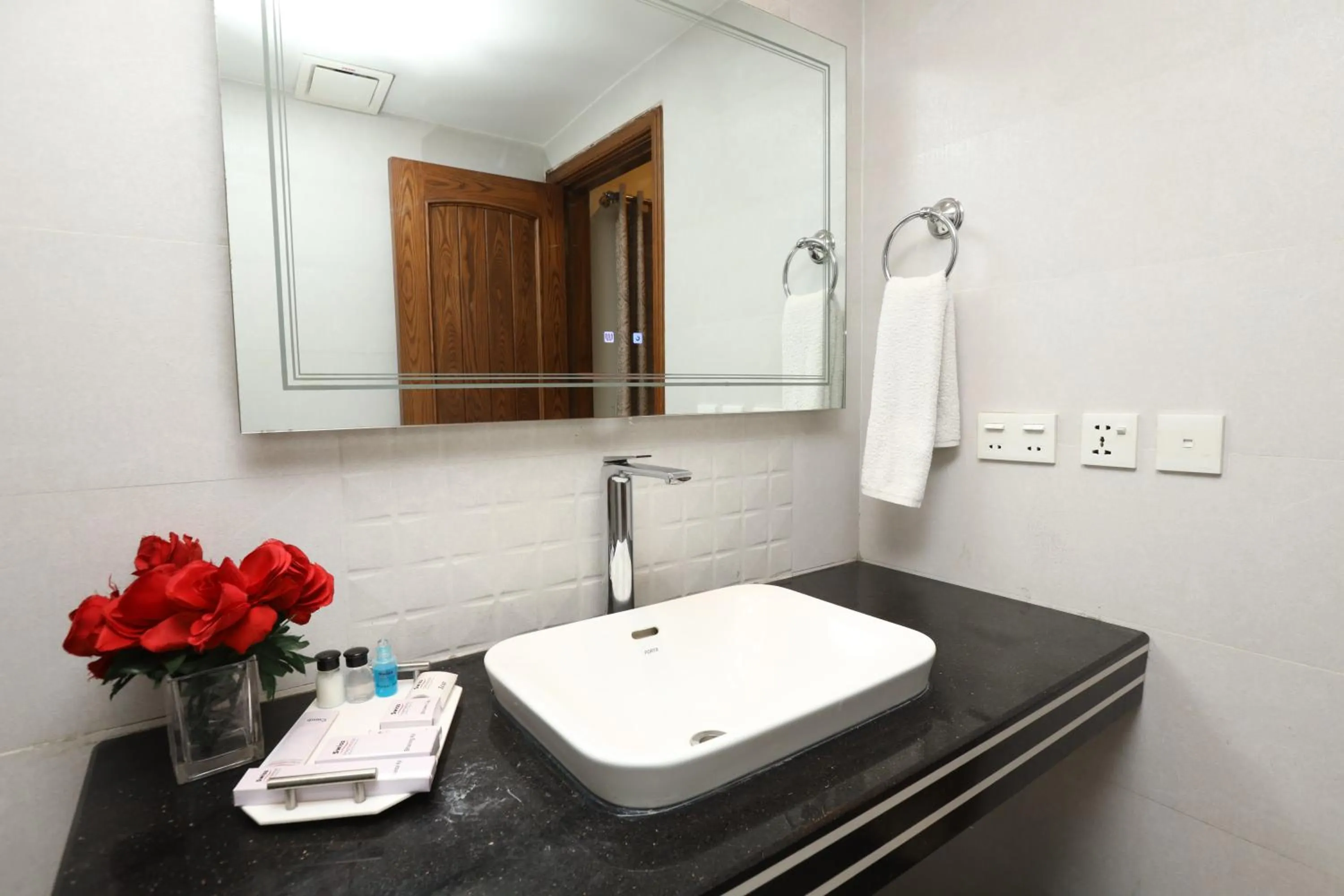 Bathroom in Magnum Inn