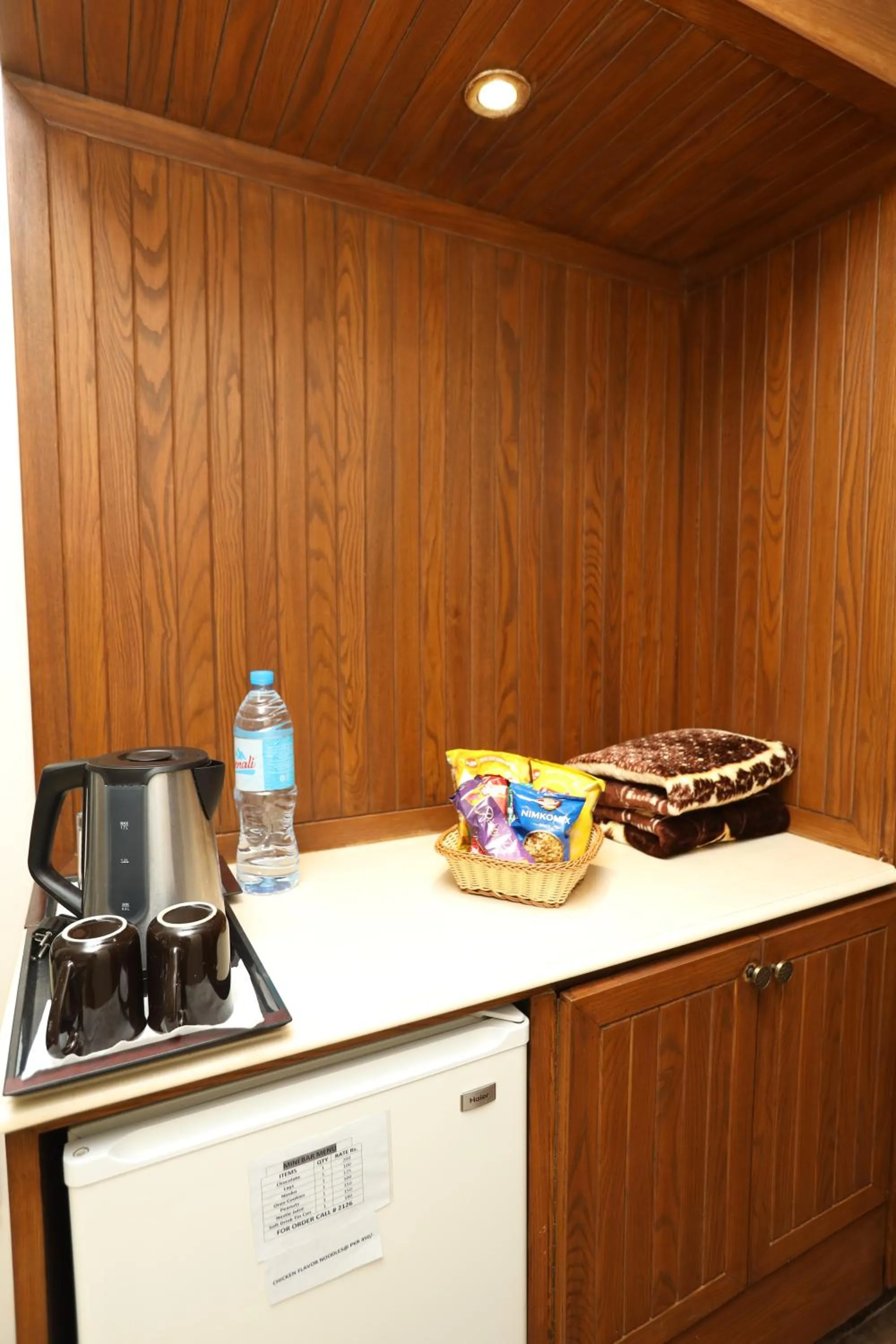 Food and drinks in Magnum Inn