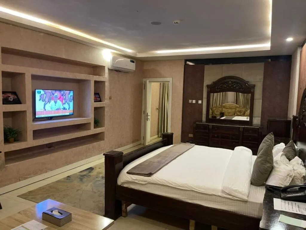 Bed in The Palms Hotel