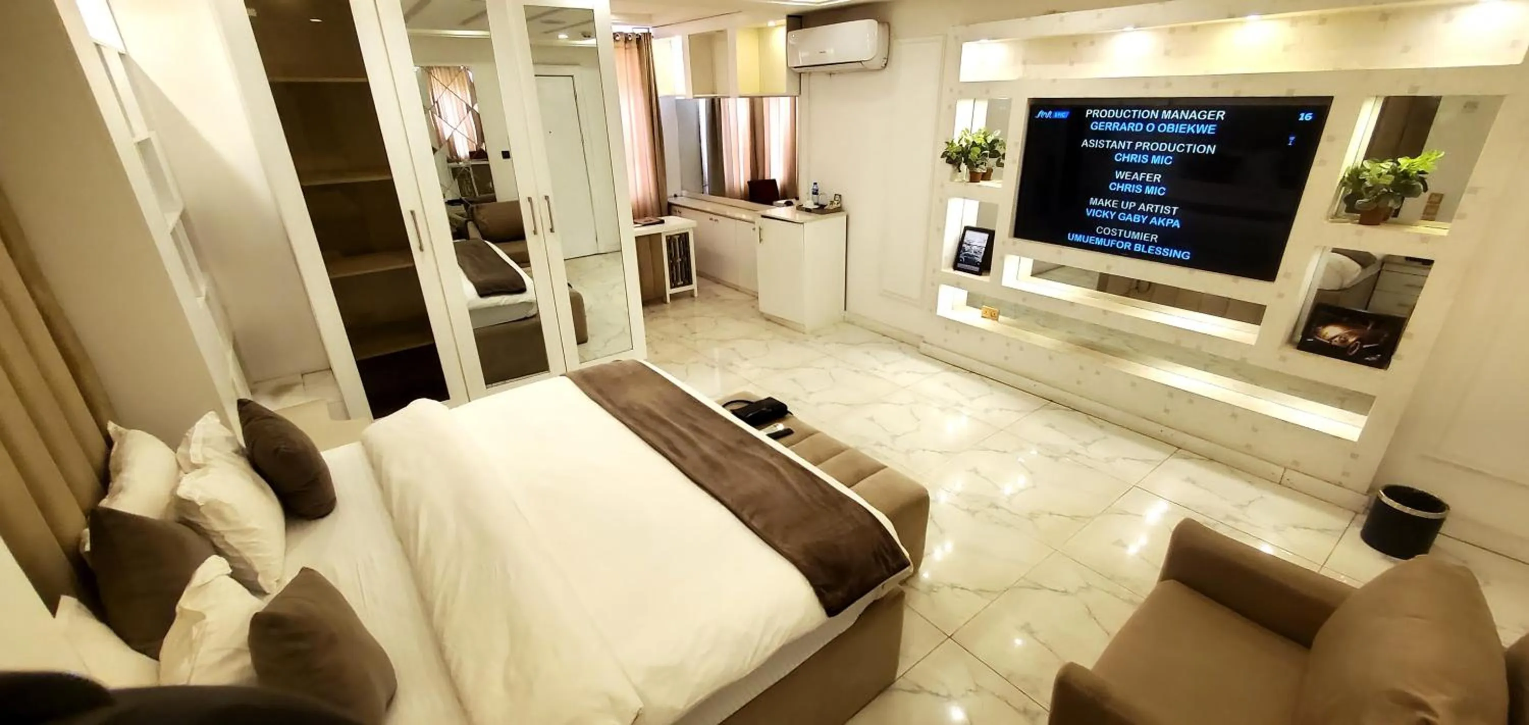 Bed in The Palms Hotel