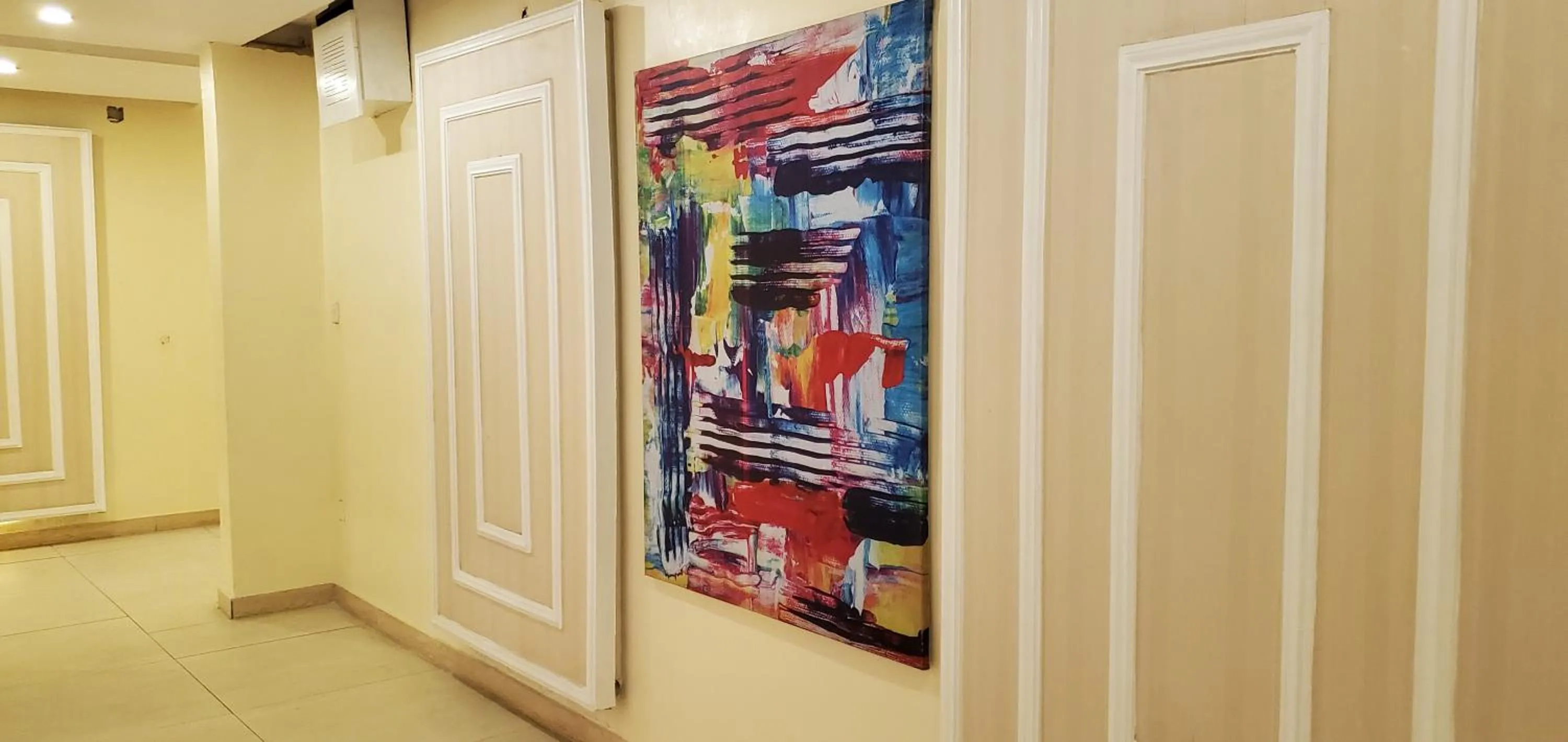 Decorative detail in The Palms Hotel