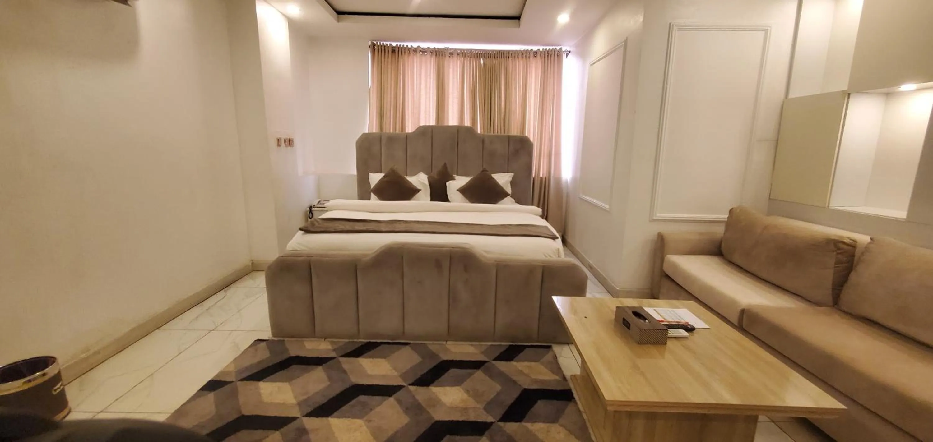 Bed in The Palms Hotel