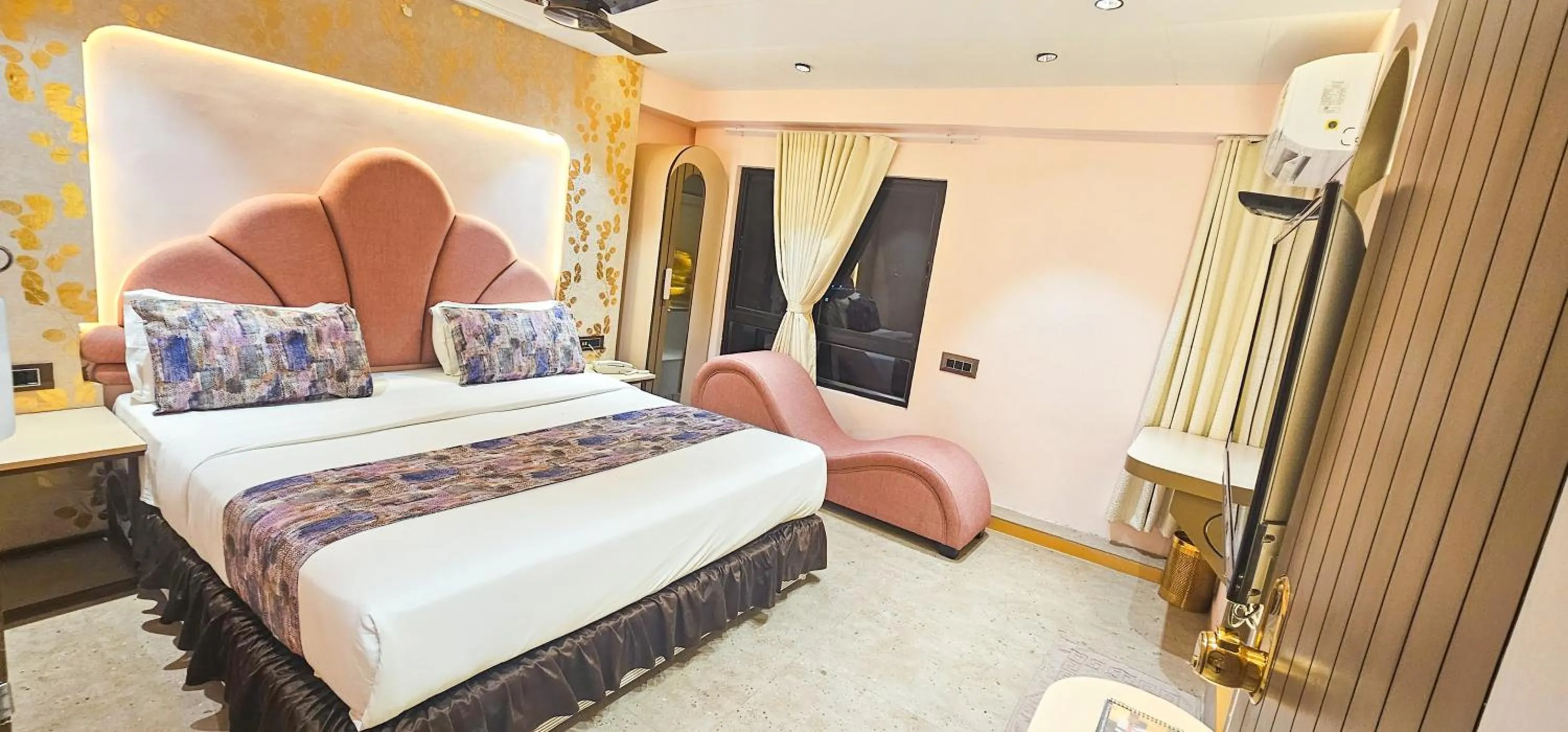 Bed in Hotel Nova Bling